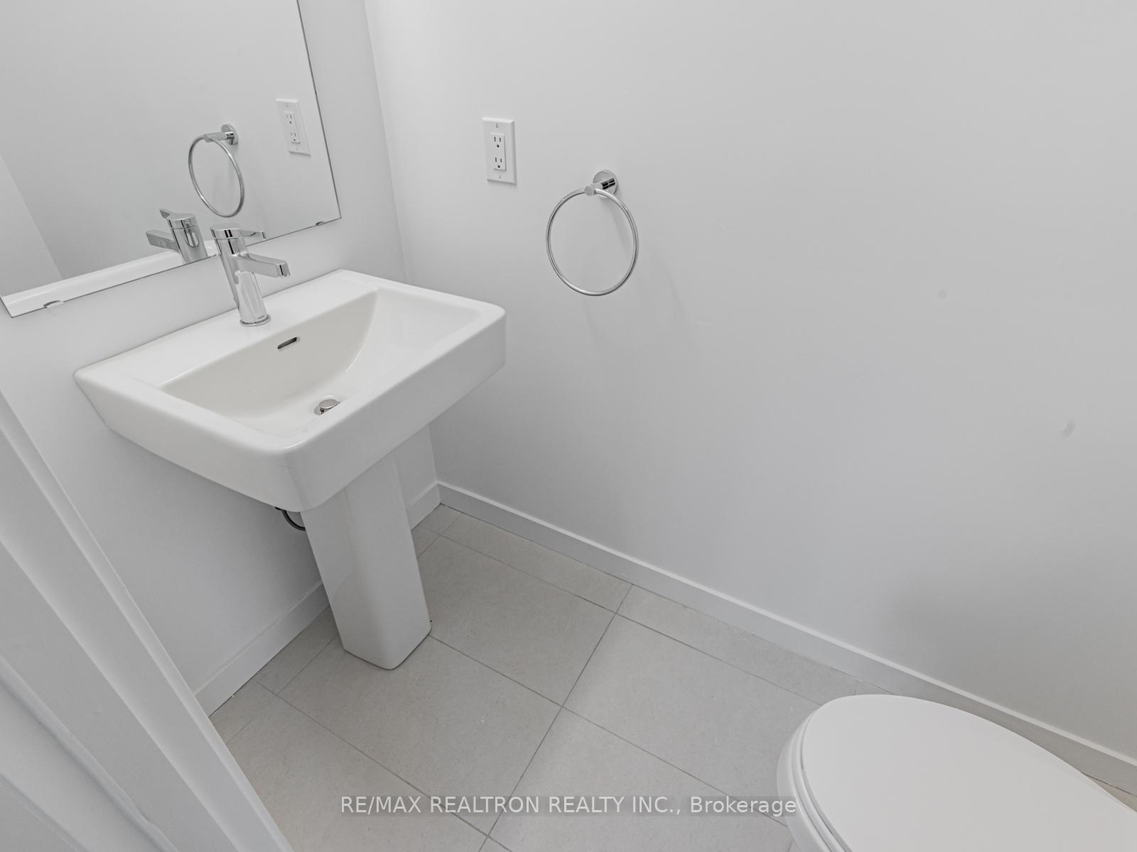 Photo 15 of Unit 31, 117 Marydale Avenue, Markham, Middlefield — HOMEH