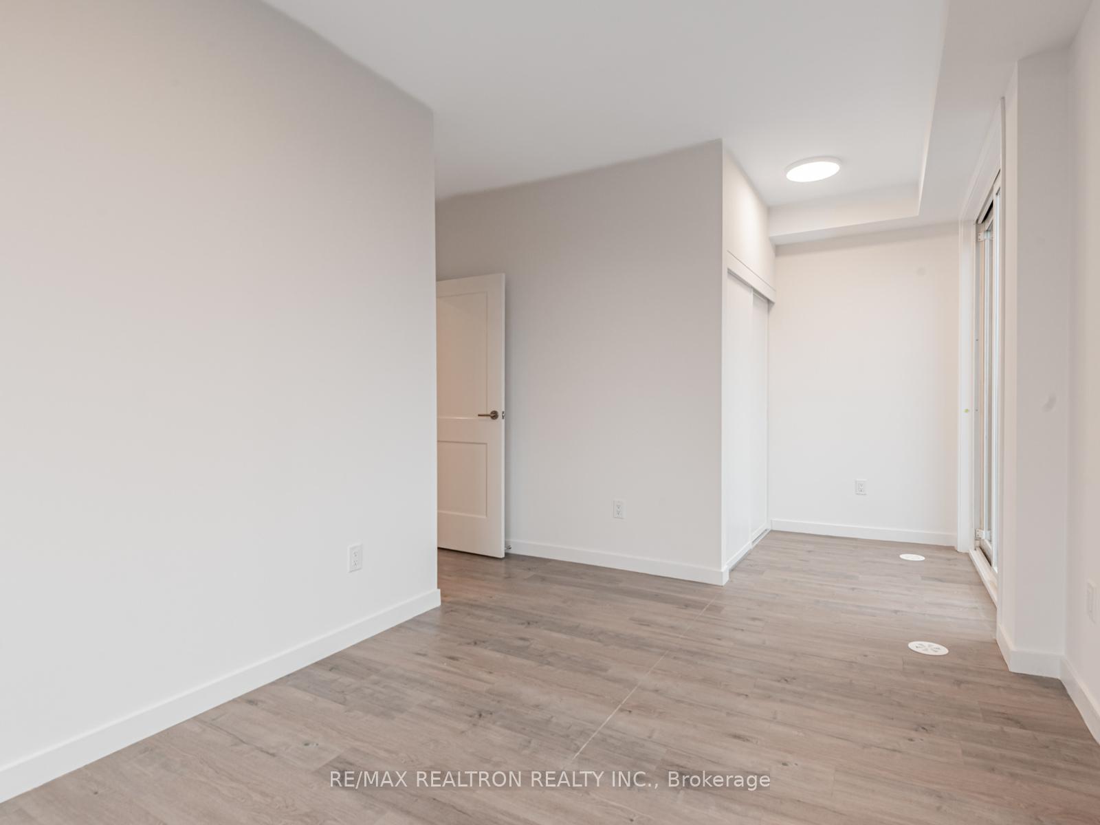 Photo 24 of Unit 31, 117 Marydale Avenue, Markham, Middlefield — HOMEH