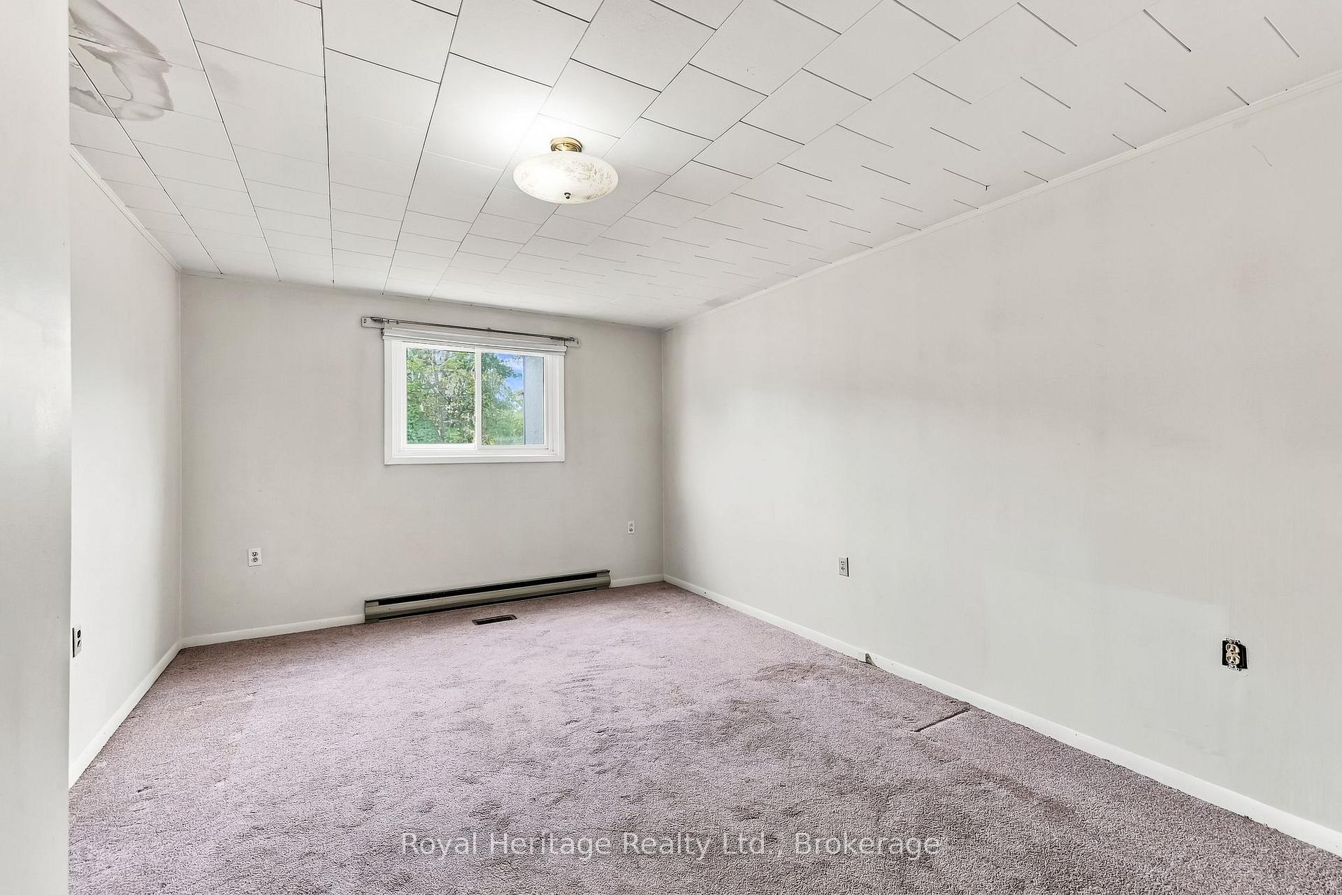 Photo 12 of 20 Gordon Street, Belleville, Belleville Ward — HOMEH