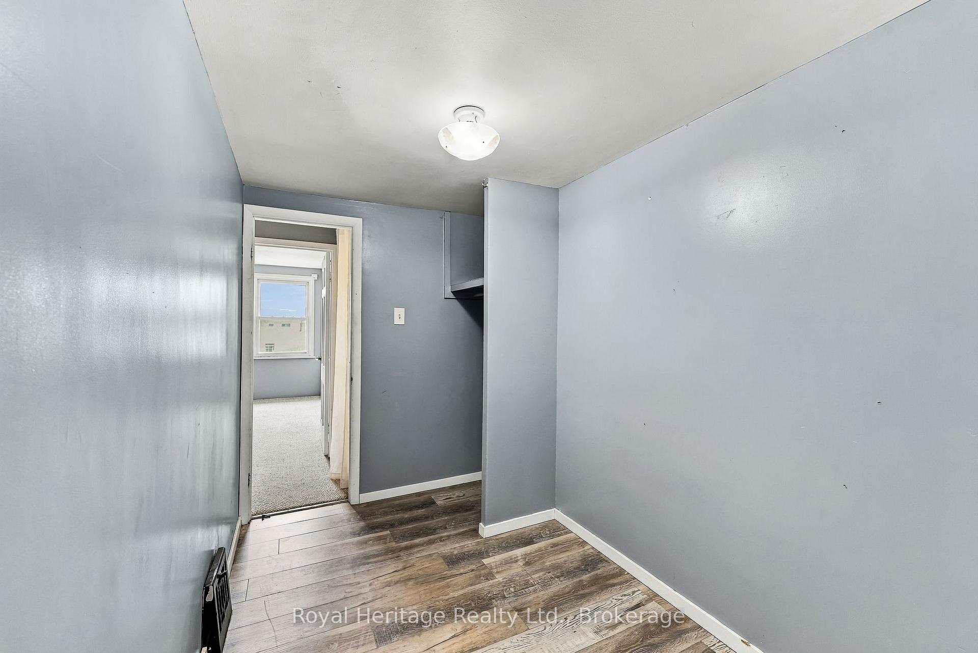 Photo 30 of 20 Gordon Street, Belleville, Belleville Ward — HOMEH
