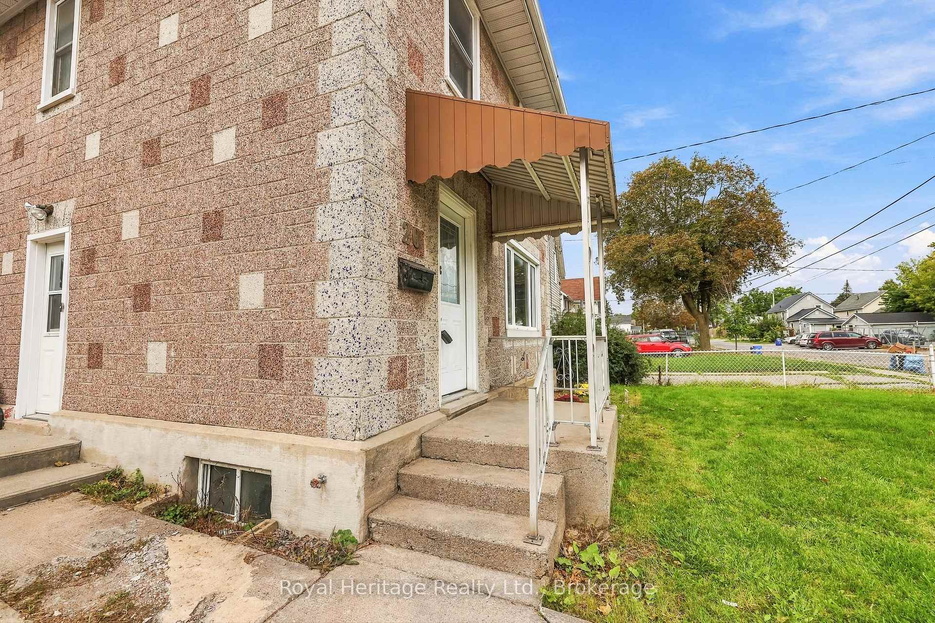Photo 48 of 20 Gordon Street, Belleville, Belleville Ward — HOMEH