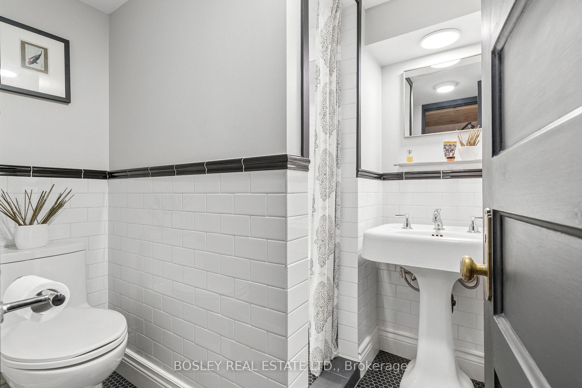 Photo 36 of 62 Pearson Avenue, Toronto, Roncesvalles — HOMEH