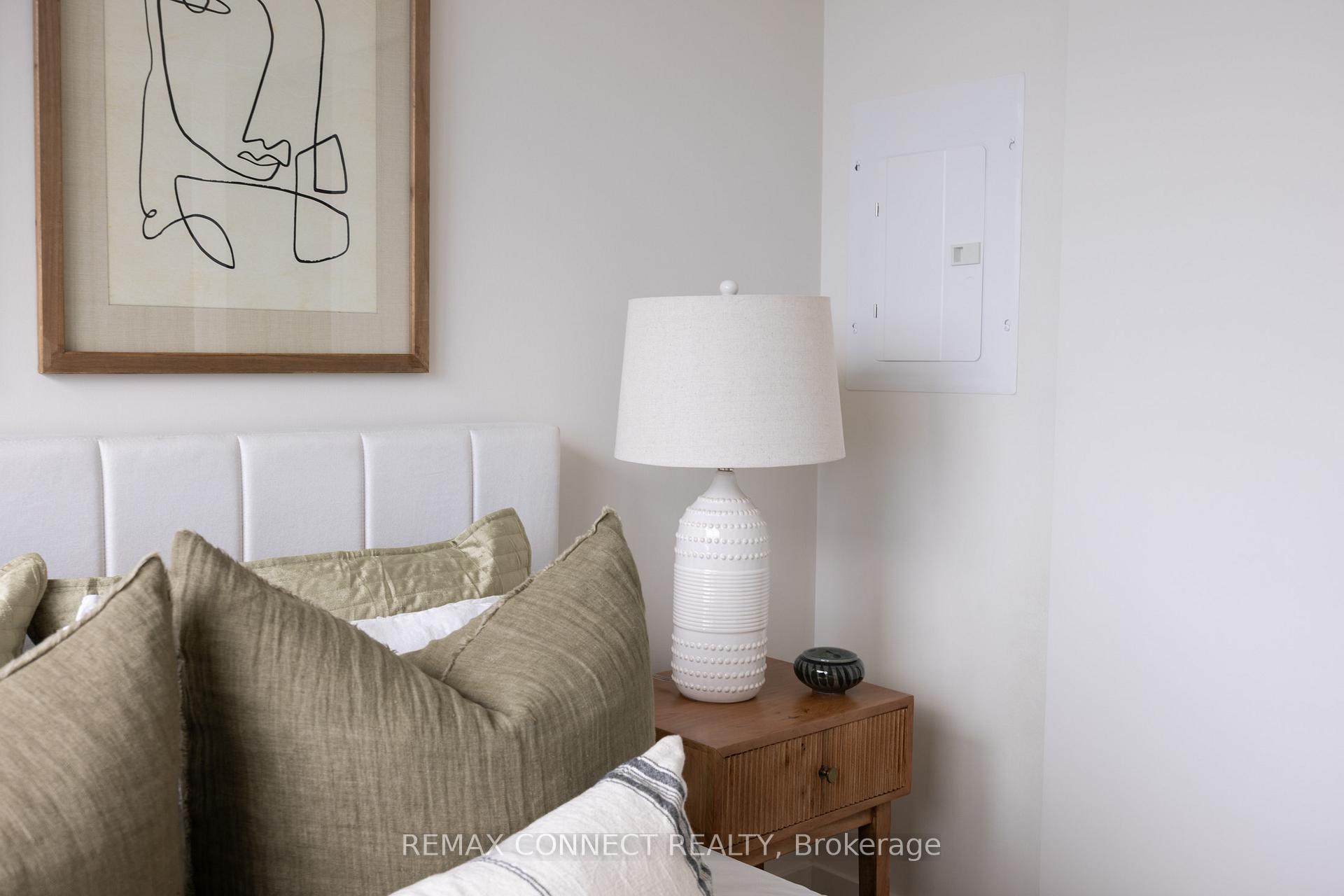 Photo 5 of Unit 1107, 181 Sterling Road, Toronto, Dufferin Grove — HOMEH