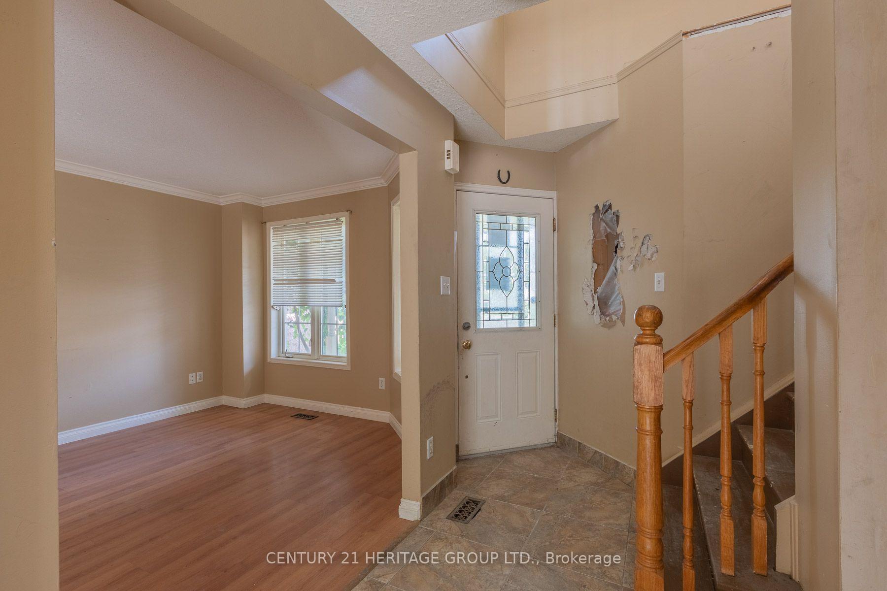 Photo 5 of 430 Starwood Drive, Guelph, Grange Road — HOMEH