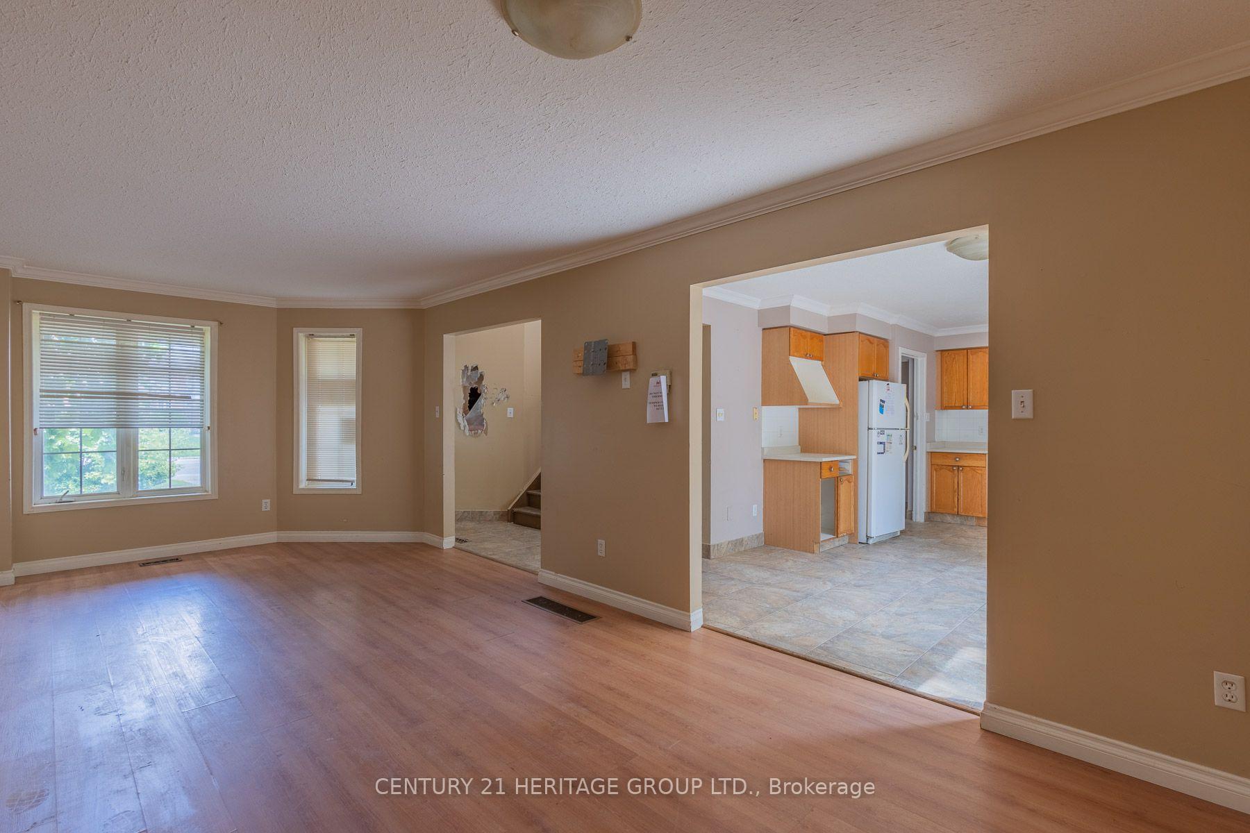 Photo 8 of 430 Starwood Drive, Guelph, Grange Road — HOMEH