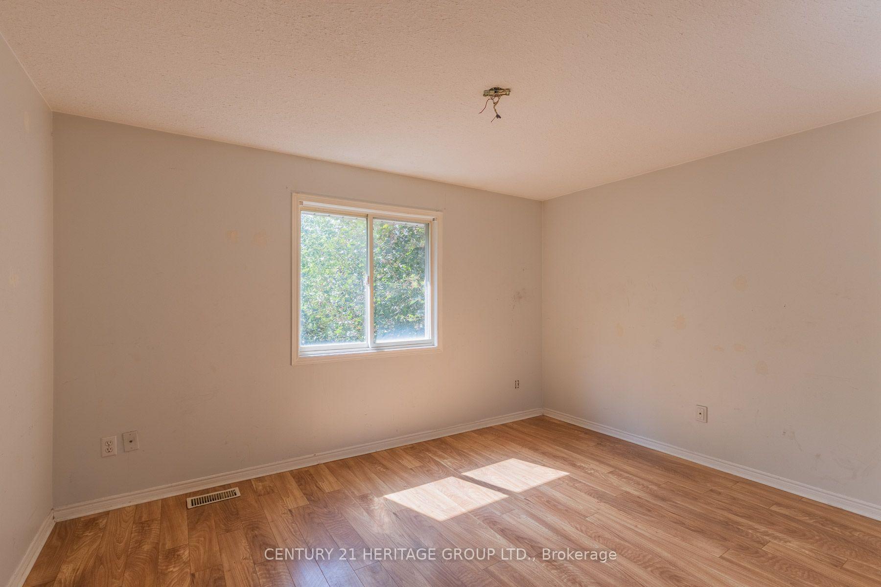 Photo 16 of 430 Starwood Drive, Guelph, Grange Road — HOMEH