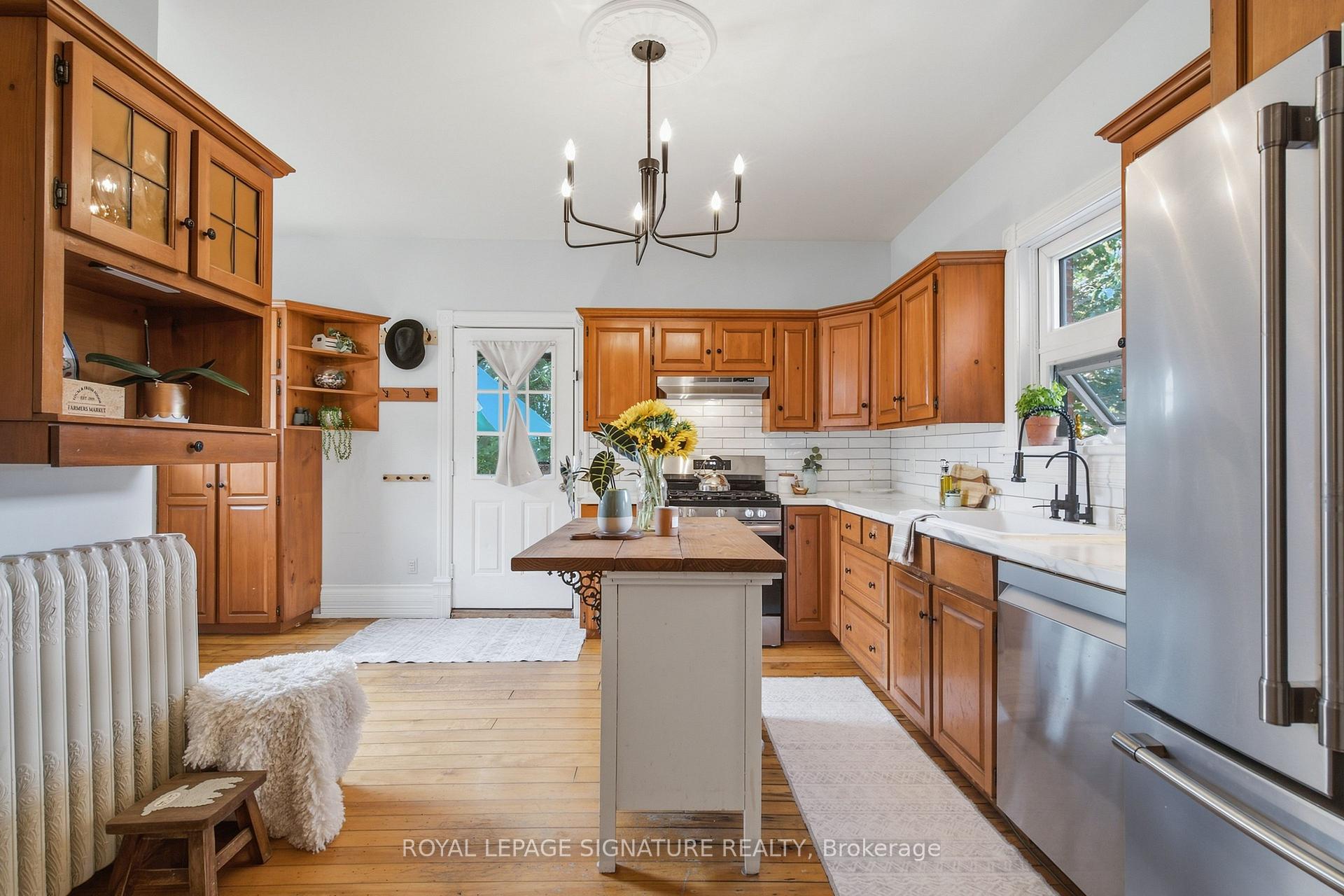 Photo 11 of 136 King Street S, Chatham-Kent, Highgate — HOMEH