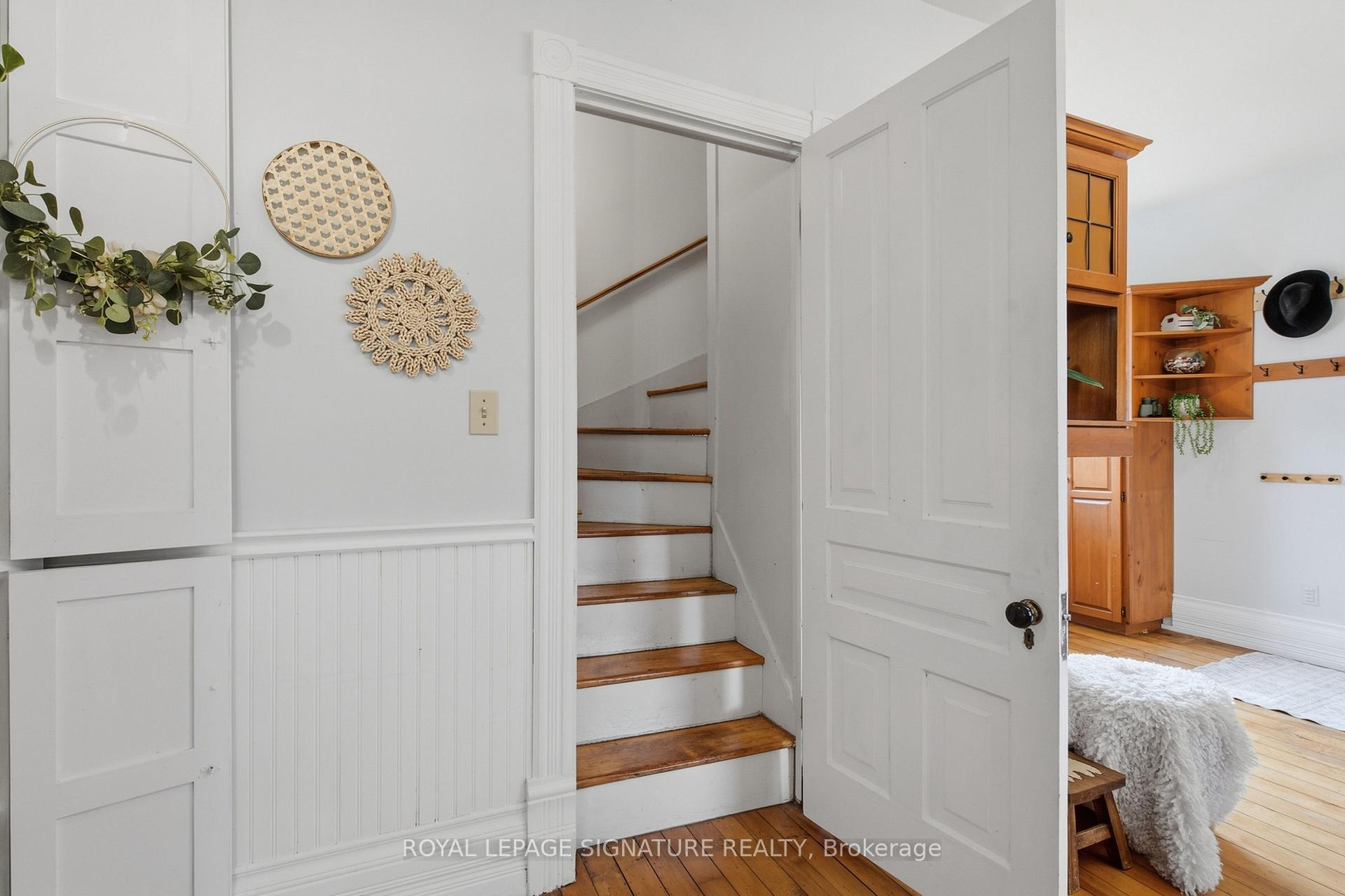 Photo 15 of 136 King Street S, Chatham-Kent, Highgate — HOMEH