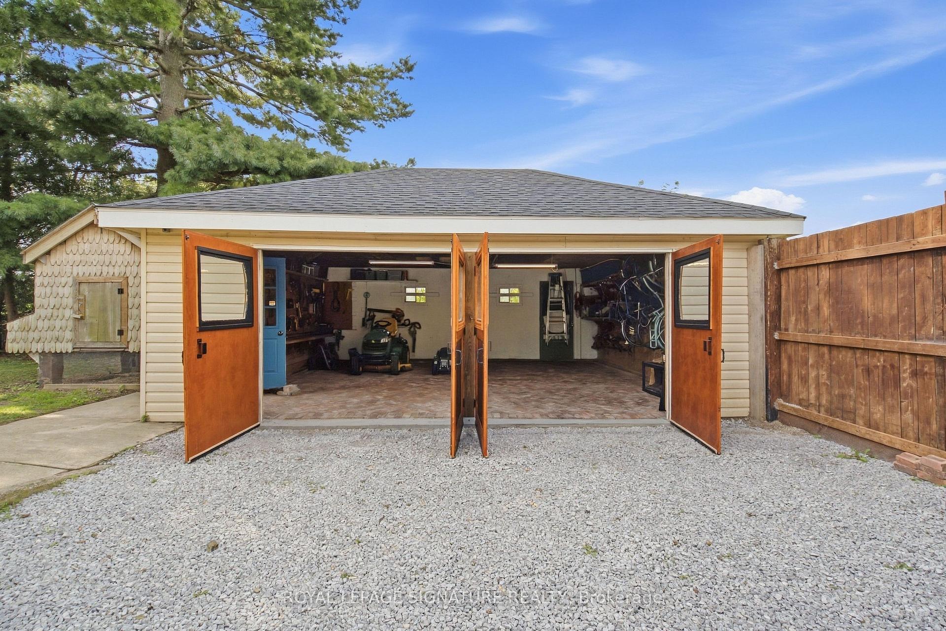 Photo 24 of 136 King Street S, Chatham-Kent, Highgate — HOMEH