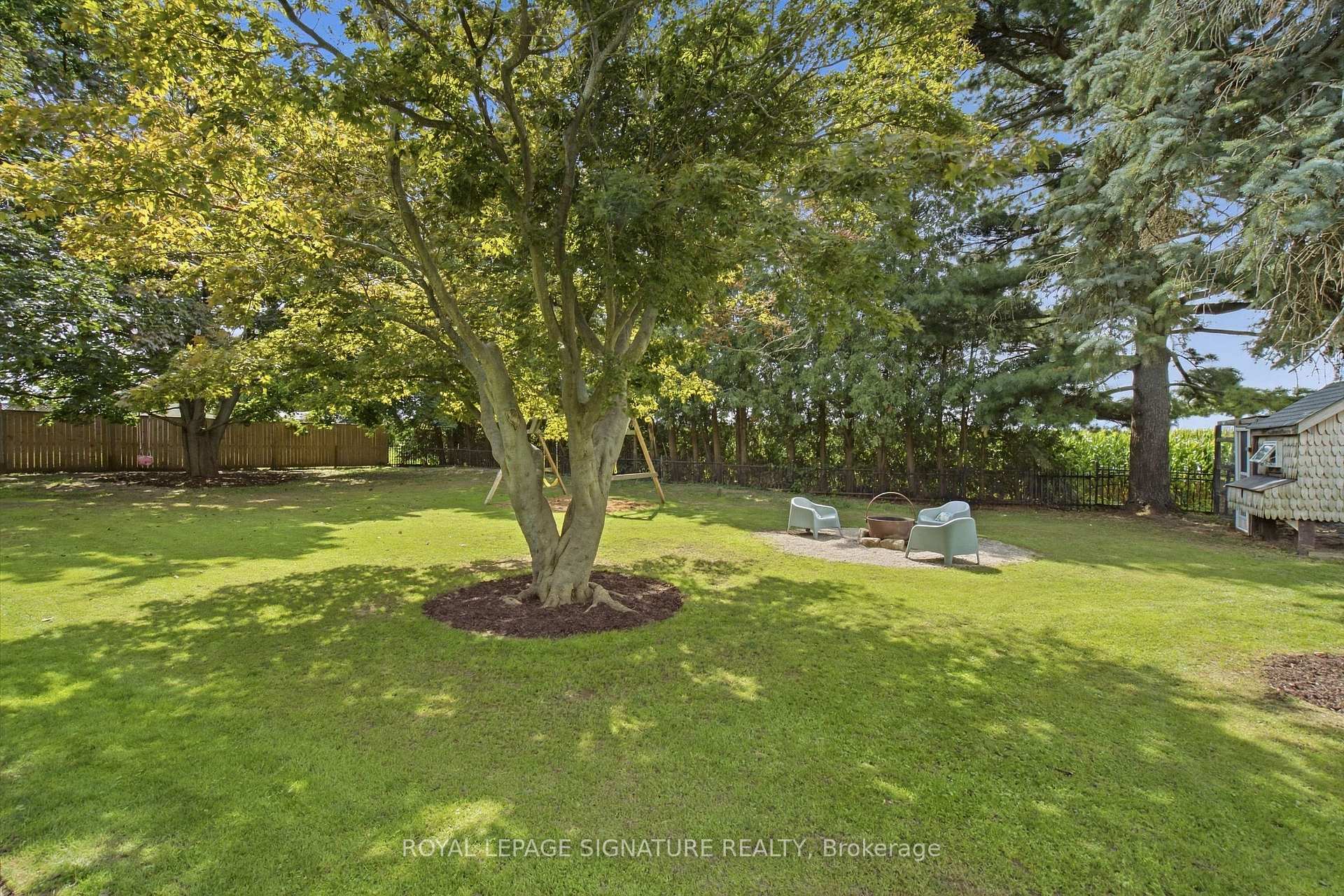 Photo 29 of 136 King Street S, Chatham-Kent, Highgate — HOMEH