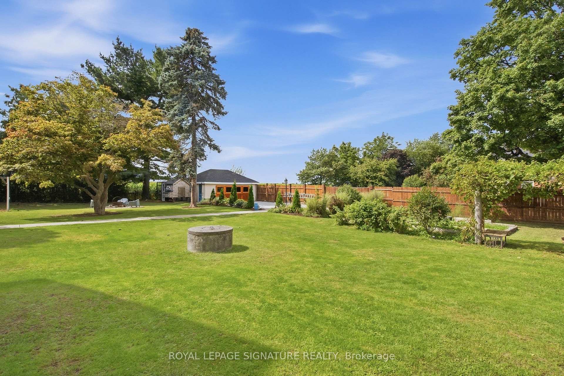 Photo 32 of 136 King Street S, Chatham-Kent, Highgate — HOMEH