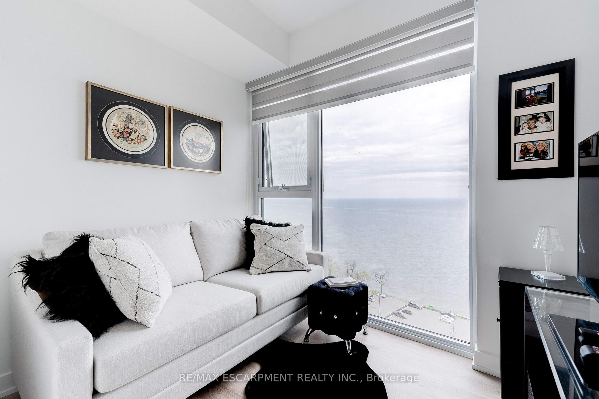 Photo 21 of Unit 1707, 370 Martha Street, Burlington, Brant — HOMEH