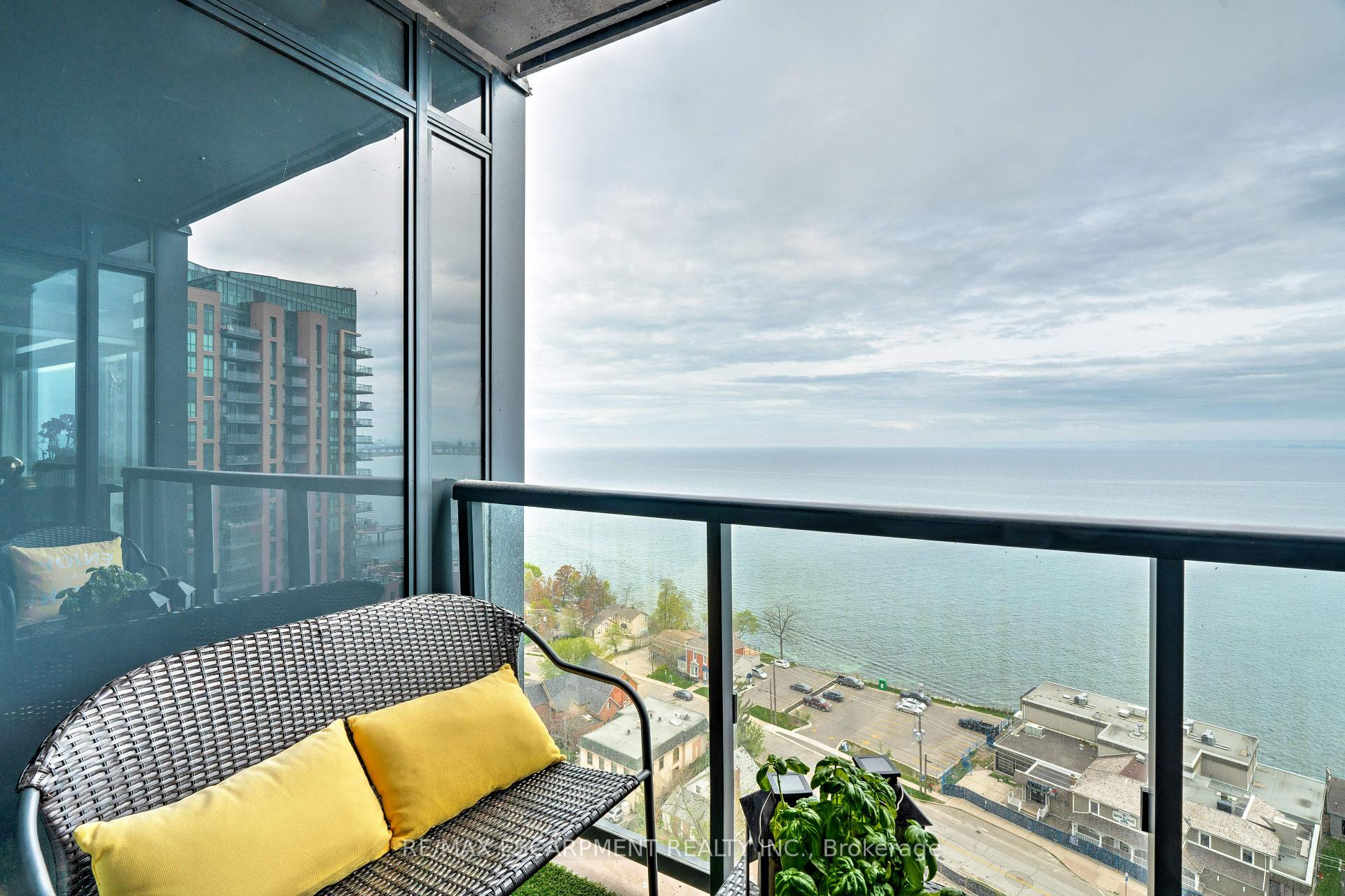Photo 27 of Unit 1707, 370 Martha Street, Burlington, Brant — HOMEH