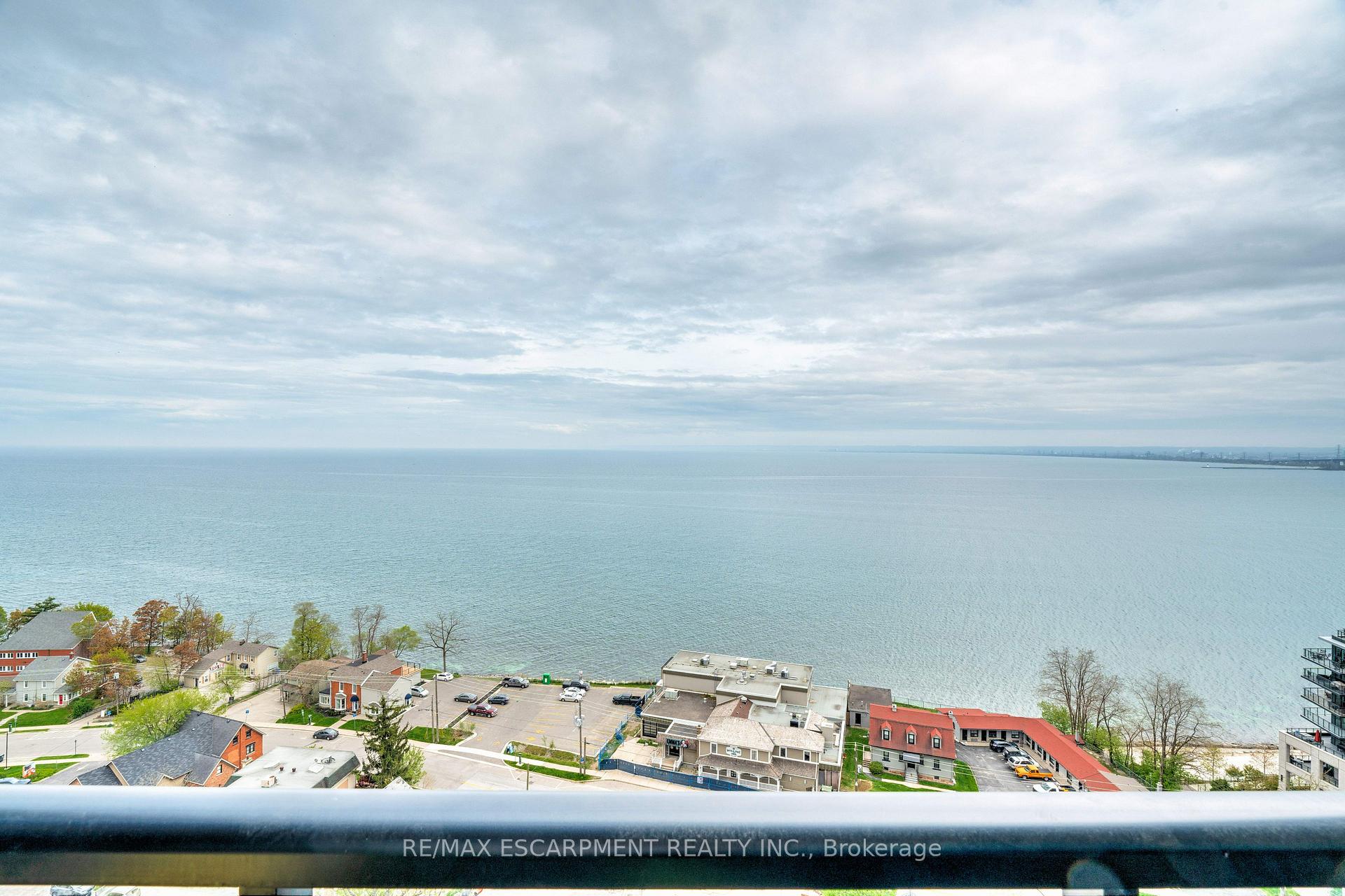 Photo 30 of Unit 1707, 370 Martha Street, Burlington, Brant — HOMEH