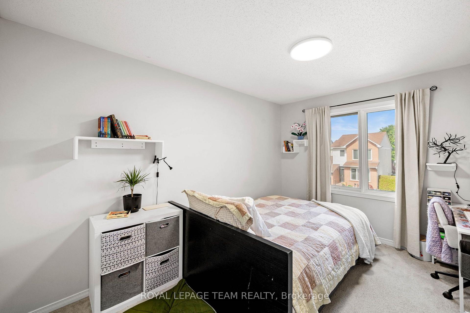 Photo 20 of 5953 Pineglade Crescent, Ottawa, Chapel Hill South - Orleans Village — HOMEH