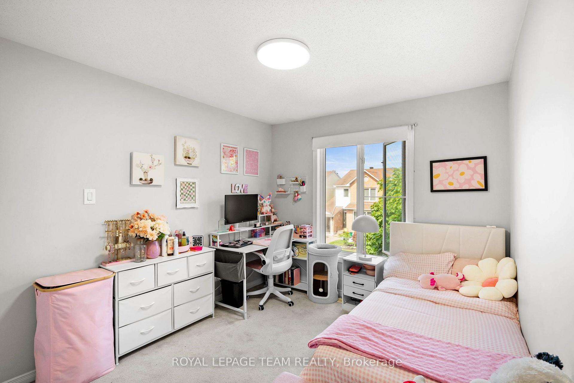 Photo 22 of 5953 Pineglade Crescent, Ottawa, Chapel Hill South - Orleans Village — HOMEH