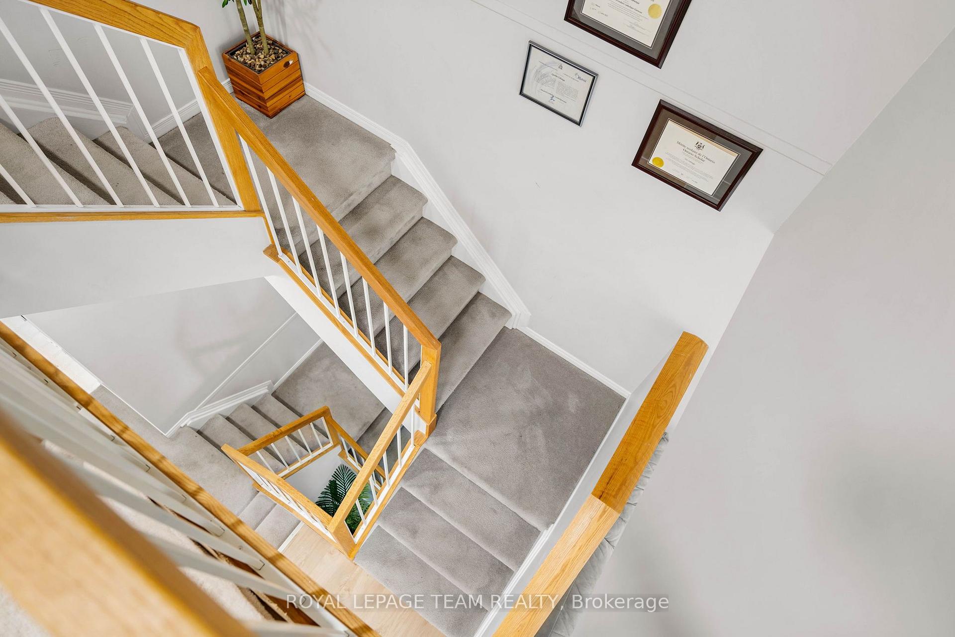 Photo 25 of 5953 Pineglade Crescent, Ottawa, Chapel Hill South - Orleans Village — HOMEH