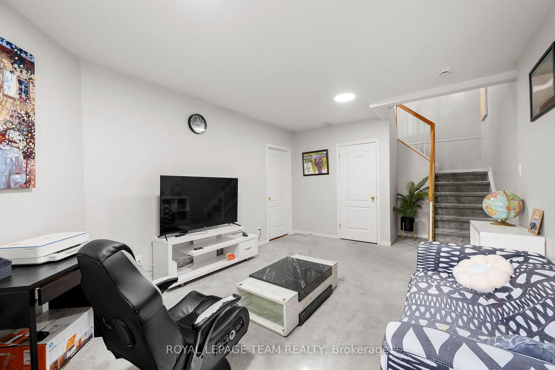 Photo 27 of 5953 Pineglade Crescent, Ottawa, Chapel Hill South - Orleans Village — HOMEH