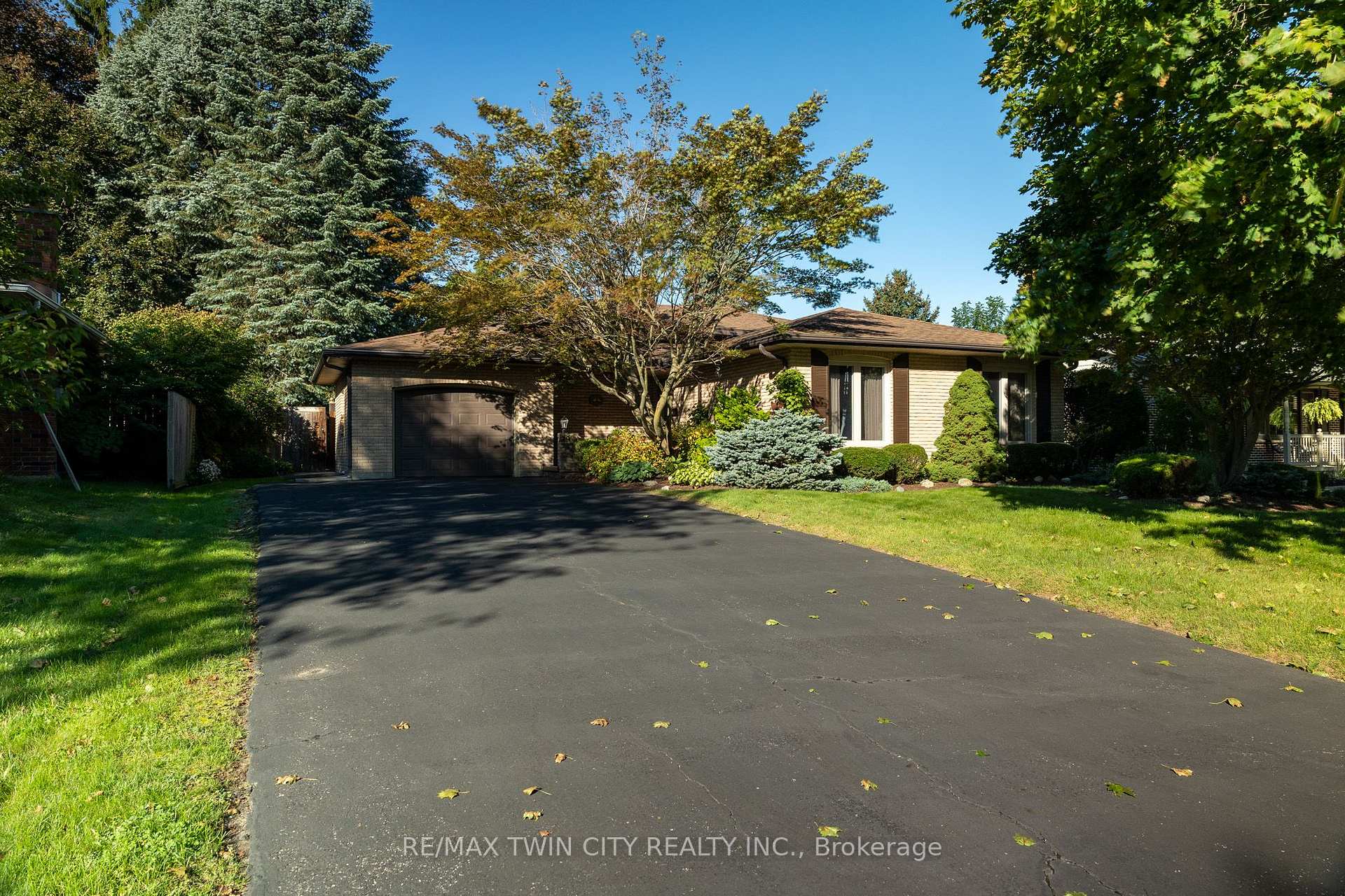 Photo of 78 Berkley Crescent