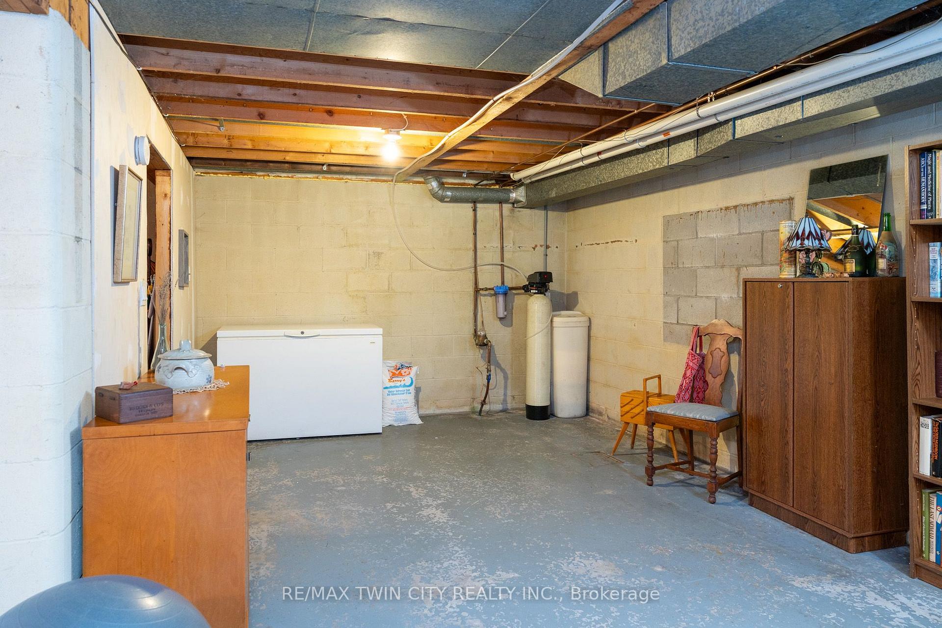 Photo 29 of 78 Berkley Crescent, Norfolk, Simcoe — HOMEH