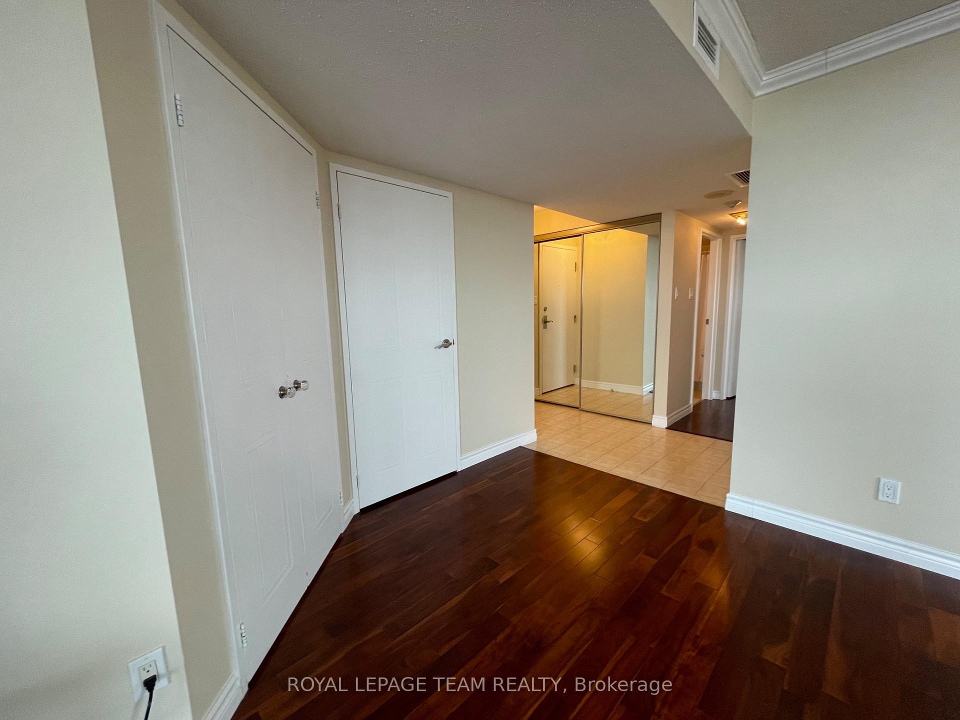 Photo 16 of Unit 1001, 1705 Playfair Drive, Ottawa, Playfair Park — HOMEH