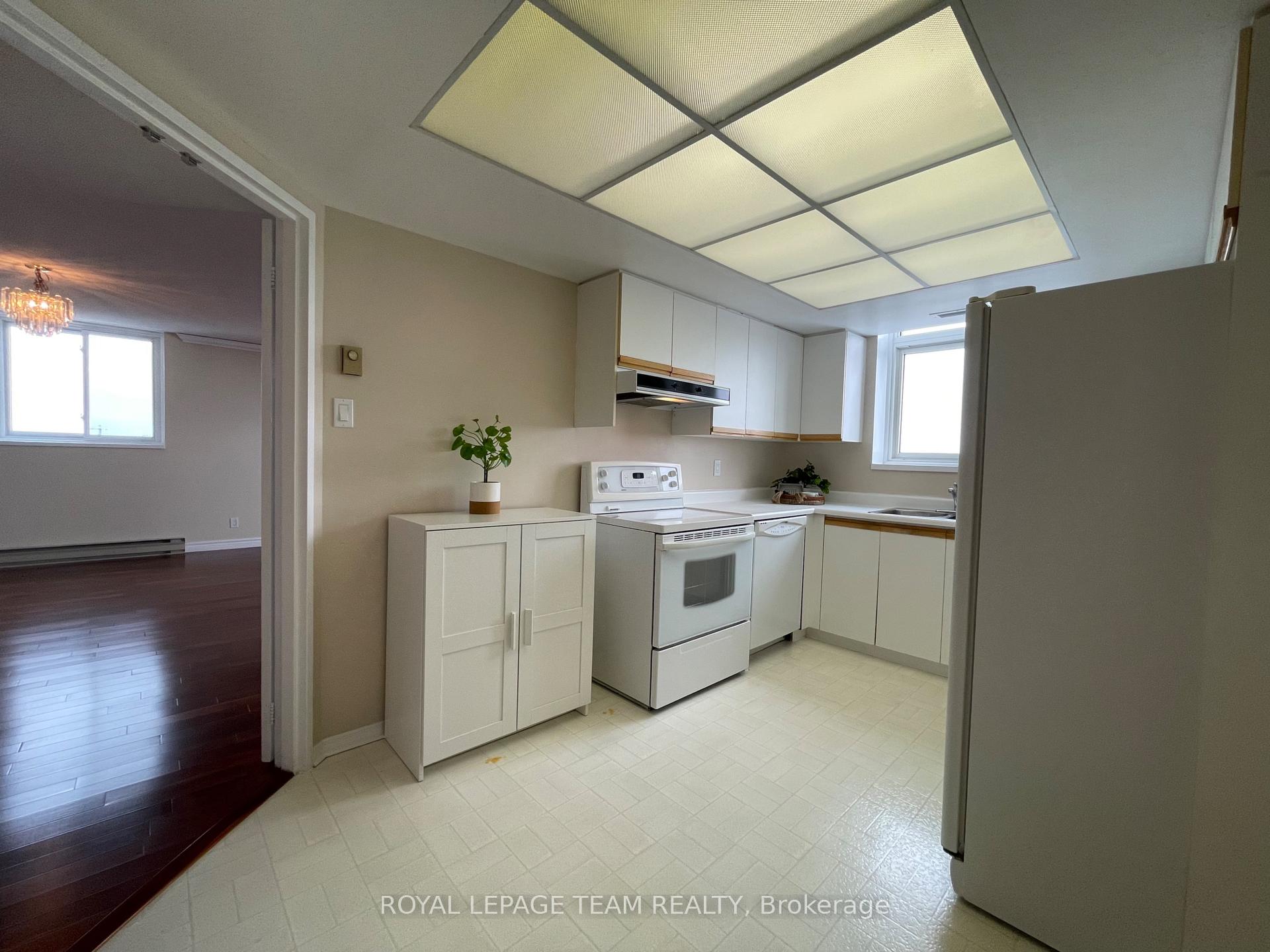 Photo 19 of Unit 1001, 1705 Playfair Drive, Ottawa, Playfair Park — HOMEH