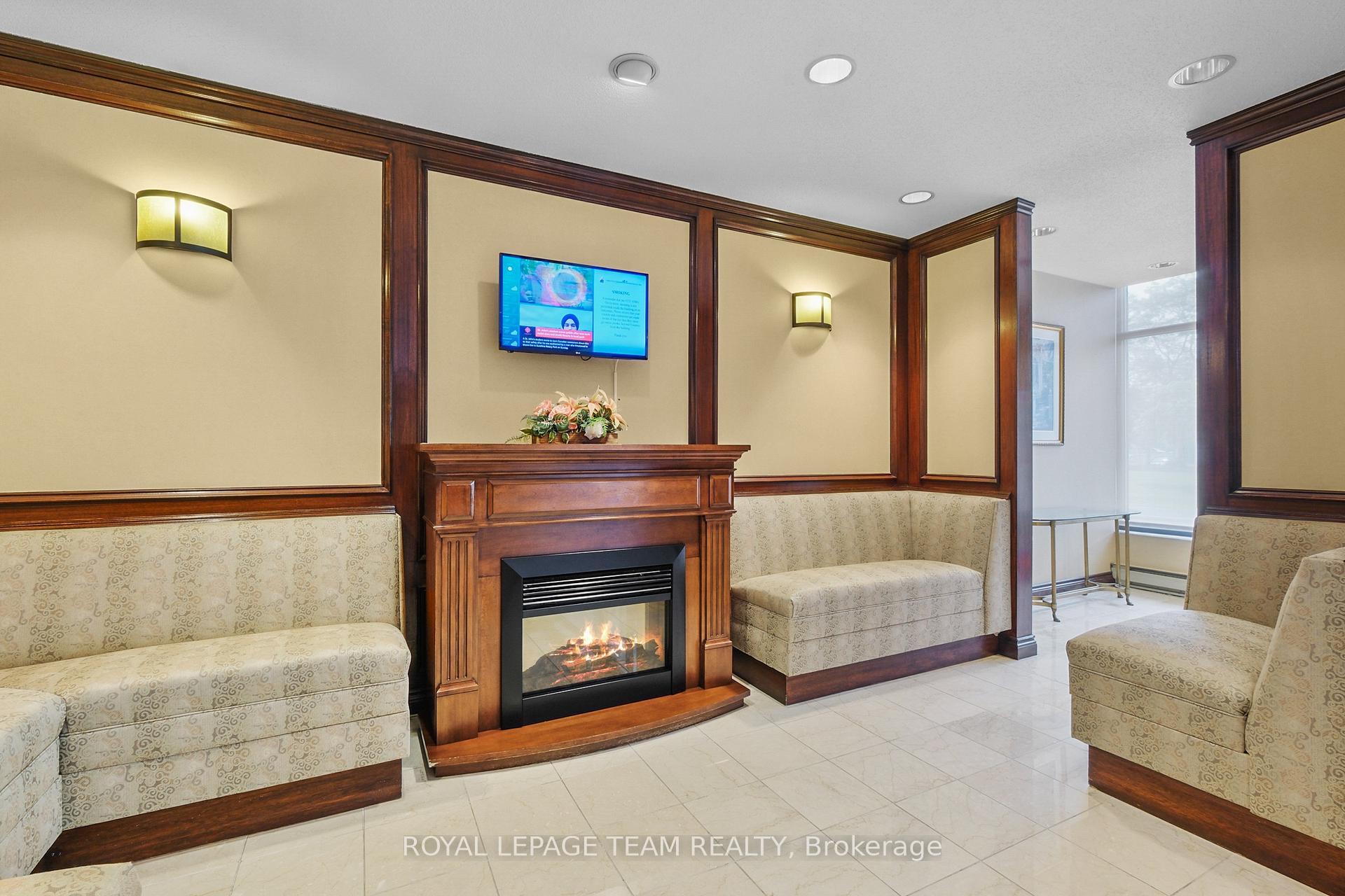 Photo 12 of Unit 1001, 1705 Playfair Drive, Ottawa, Playfair Park — HOMEH