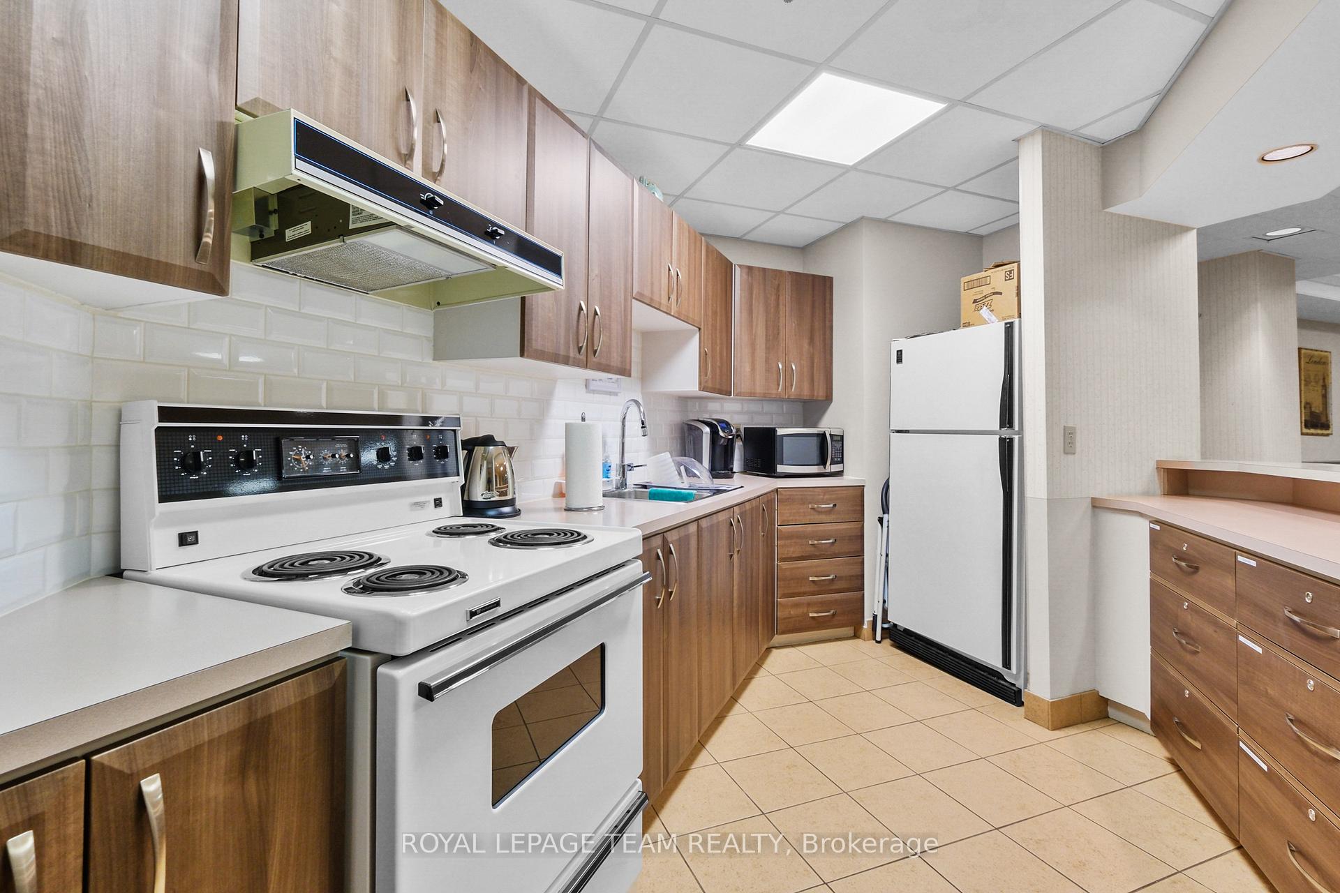 Photo 52 of Unit 1001, 1705 Playfair Drive, Ottawa, Playfair Park — HOMEH