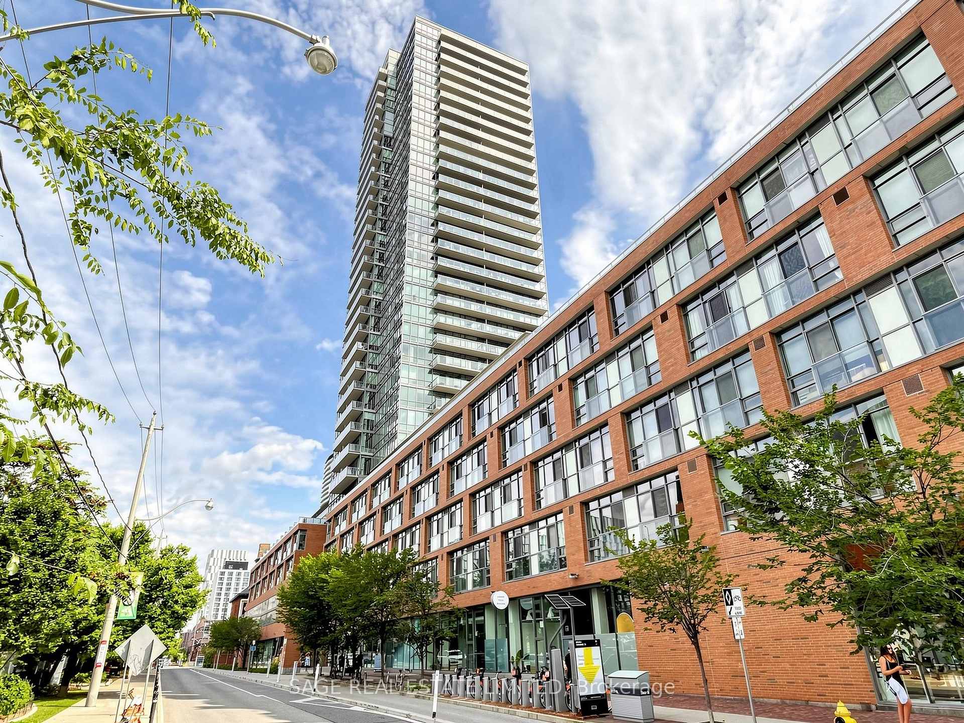 Photo 1 of Unit 1003, 33 Mill Street, Toronto, Waterfront Communities — HOMEH