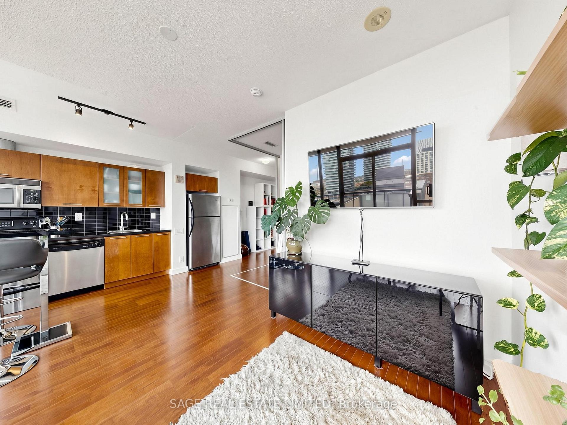 Photo 8 of Unit 1003, 33 Mill Street, Toronto, Waterfront Communities — HOMEH