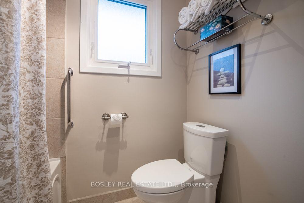 Photo 24 of 14 Ameer Drive, St. Catharines, Lakeshore — HOMEH