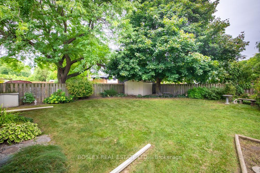Photo 33 of 14 Ameer Drive, St. Catharines, Lakeshore — HOMEH