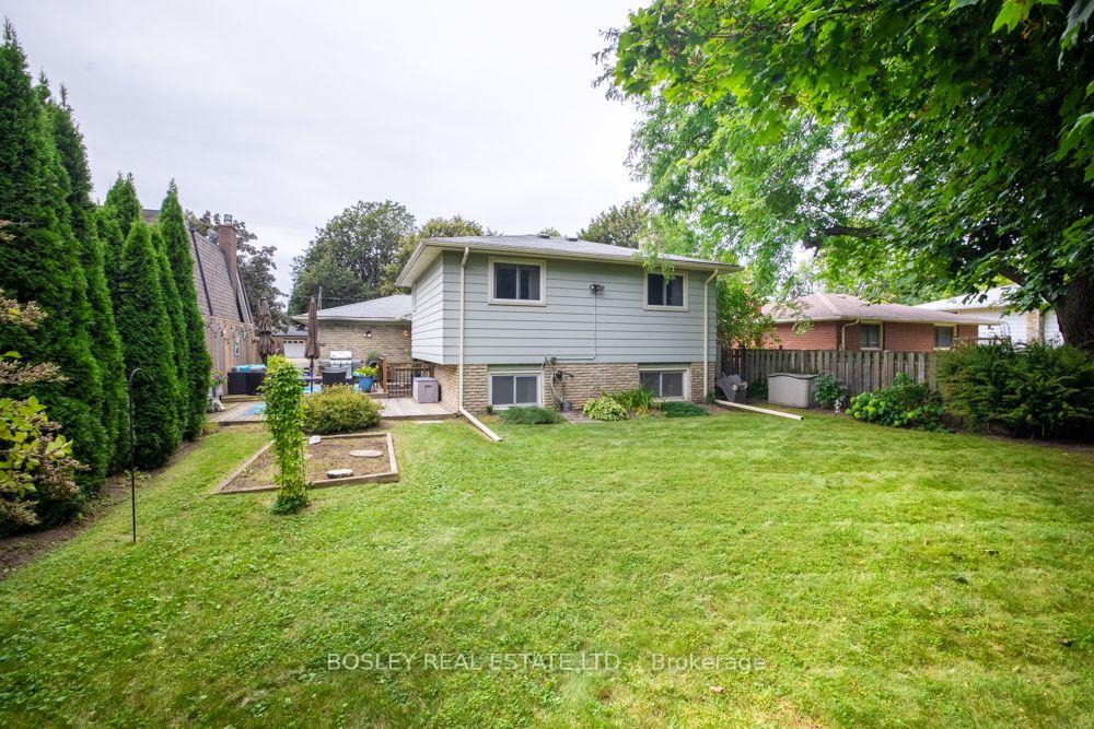 Photo 34 of 14 Ameer Drive, St. Catharines, Lakeshore — HOMEH