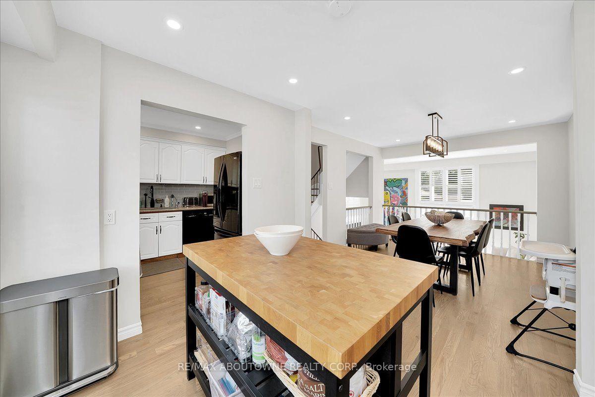 Photo 17 of 2736 Council Ring Road, Mississauga, Erin Mills — HOMEH