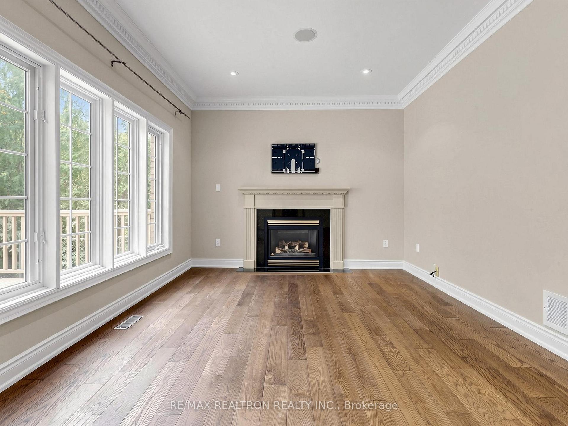 Photo 12 of 75 Langtry Place, Vaughan, Uplands — HOMEH