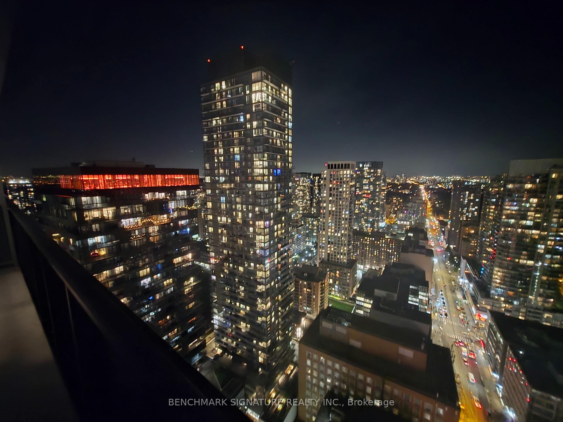 Photo 1 of Unit 3311, 8 Eglinton Avenue E, Toronto, Mount Pleasant West — HOMEH