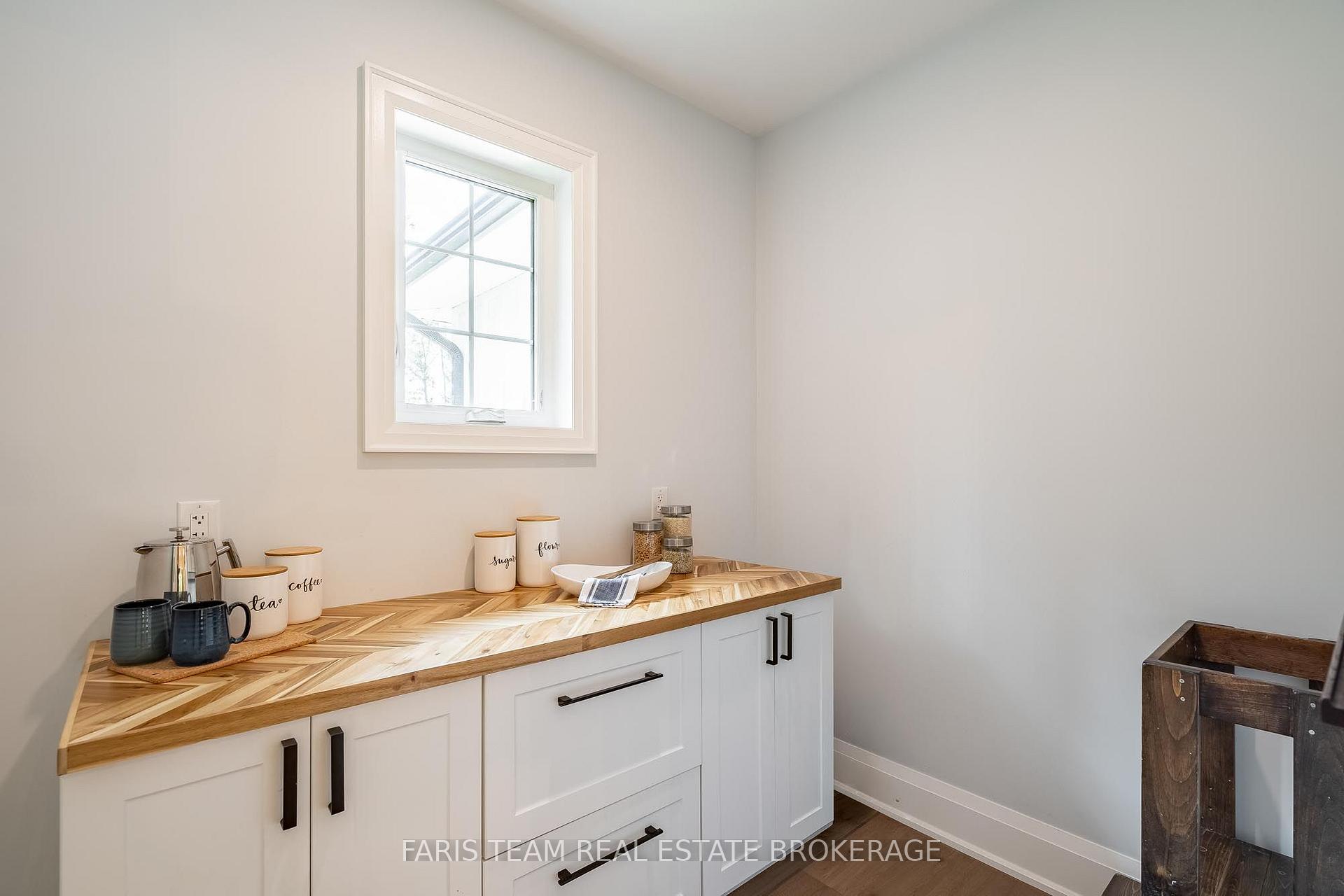 Photo 11 of 56 Marni Lane, Springwater, Rural Springwater — HOMEH