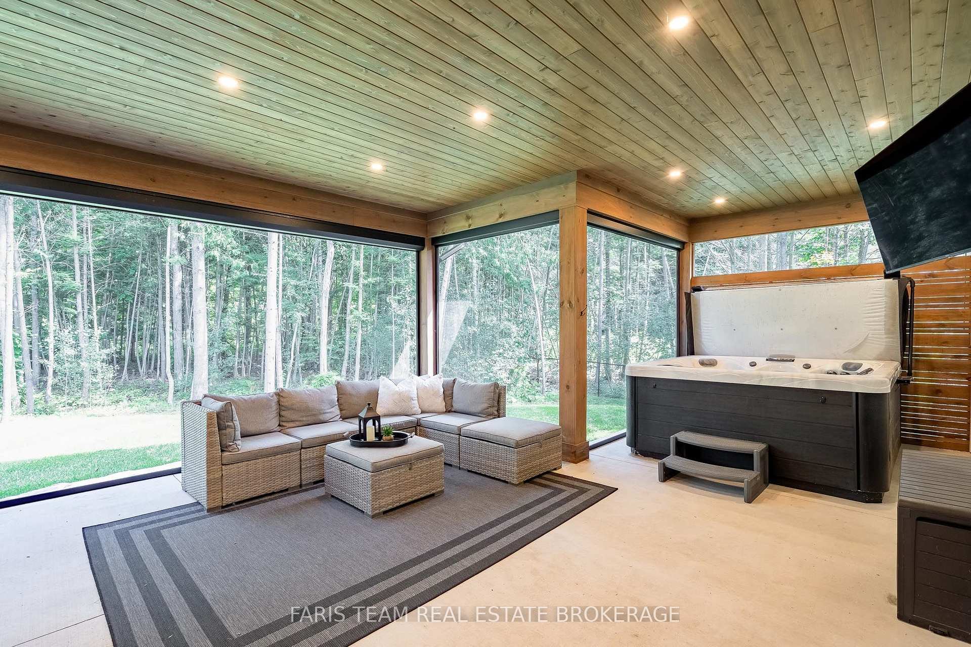 Photo 16 of 56 Marni Lane, Springwater, Rural Springwater — HOMEH