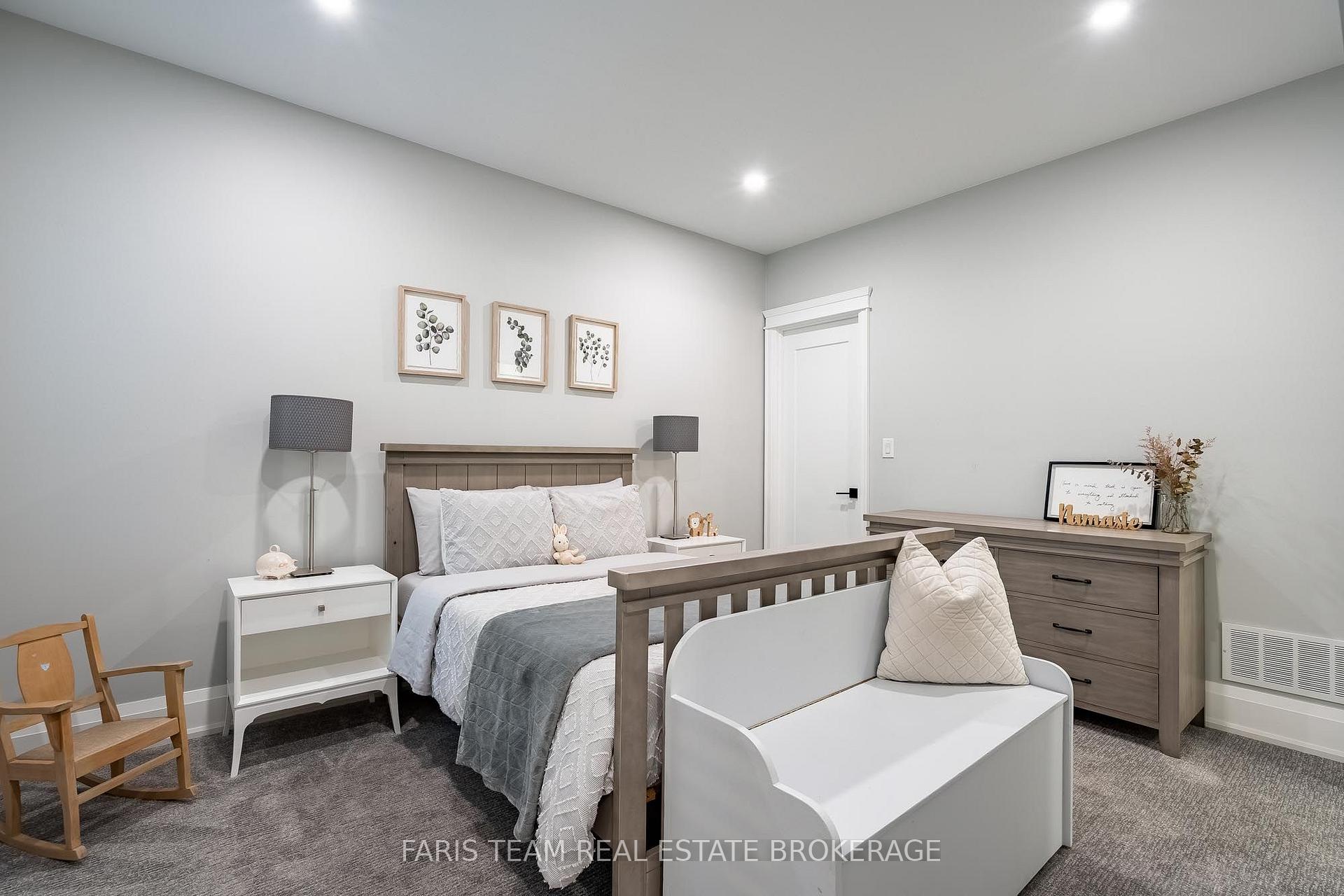Photo 24 of 56 Marni Lane, Springwater, Rural Springwater — HOMEH