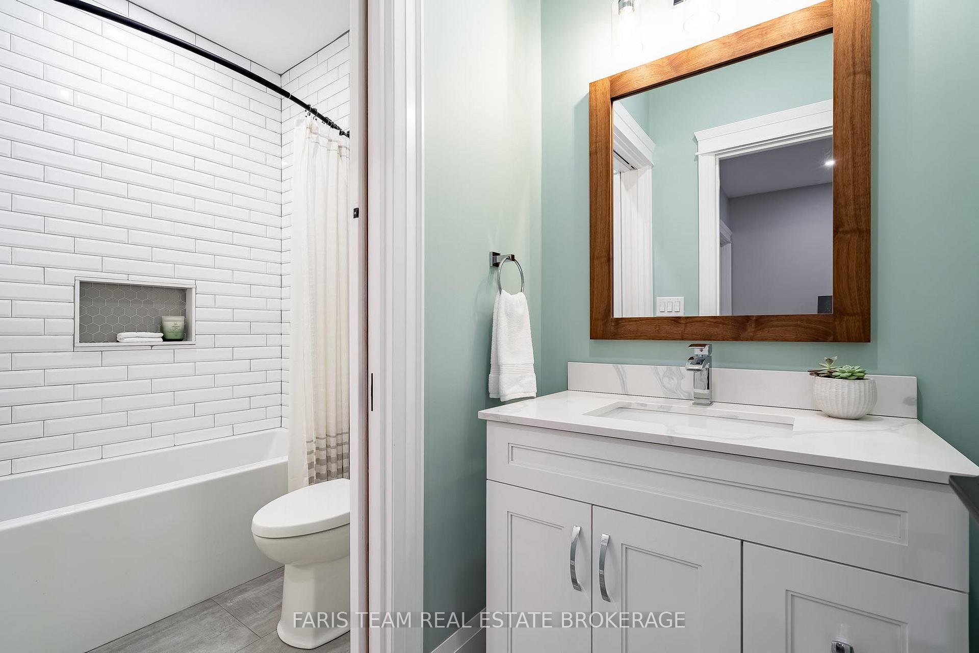 Photo 25 of 56 Marni Lane, Springwater, Rural Springwater — HOMEH