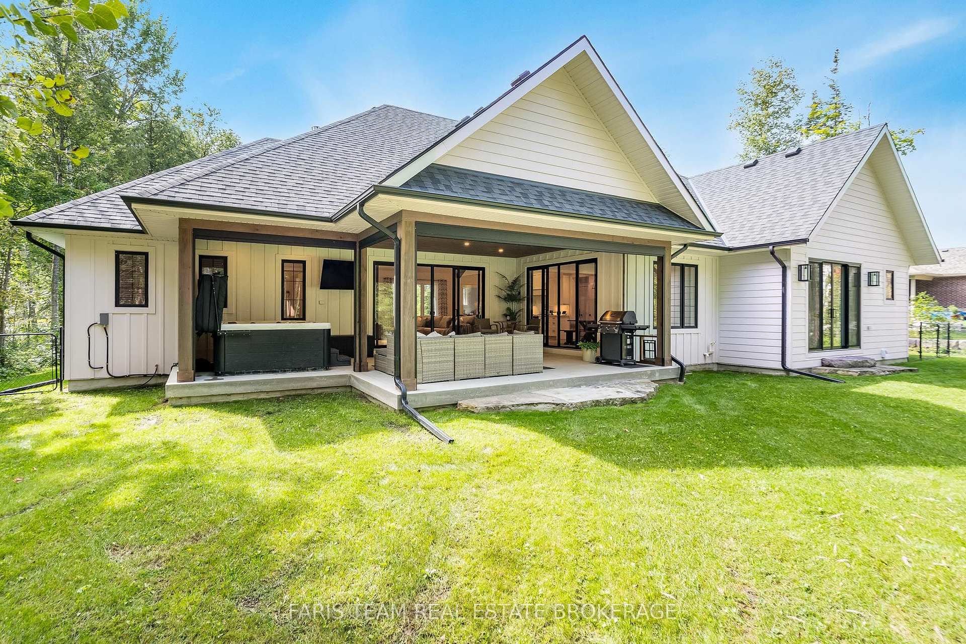 Photo 43 of 56 Marni Lane, Springwater, Rural Springwater — HOMEH
