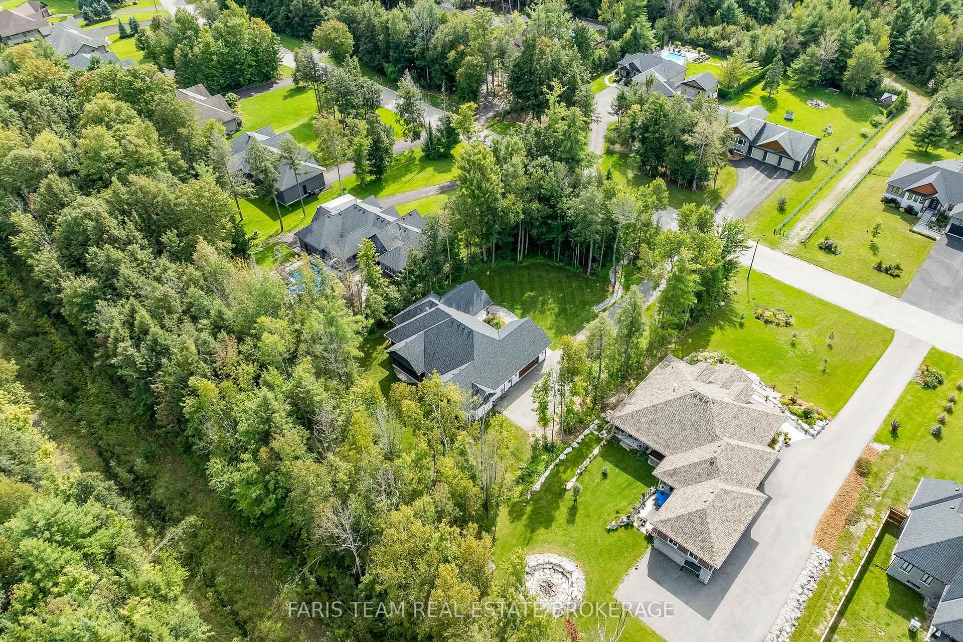 Photo 48 of 56 Marni Lane, Springwater, Rural Springwater — HOMEH