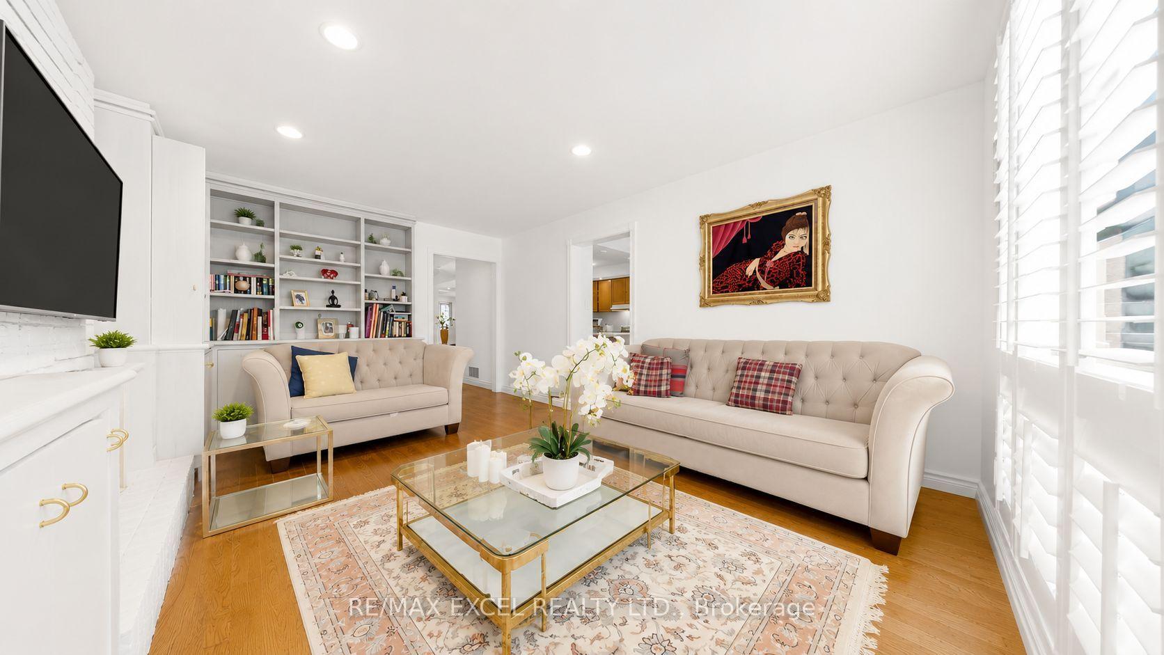 Photo 4 of 30 Lambert Road, Markham, Thornlea — HOMEH