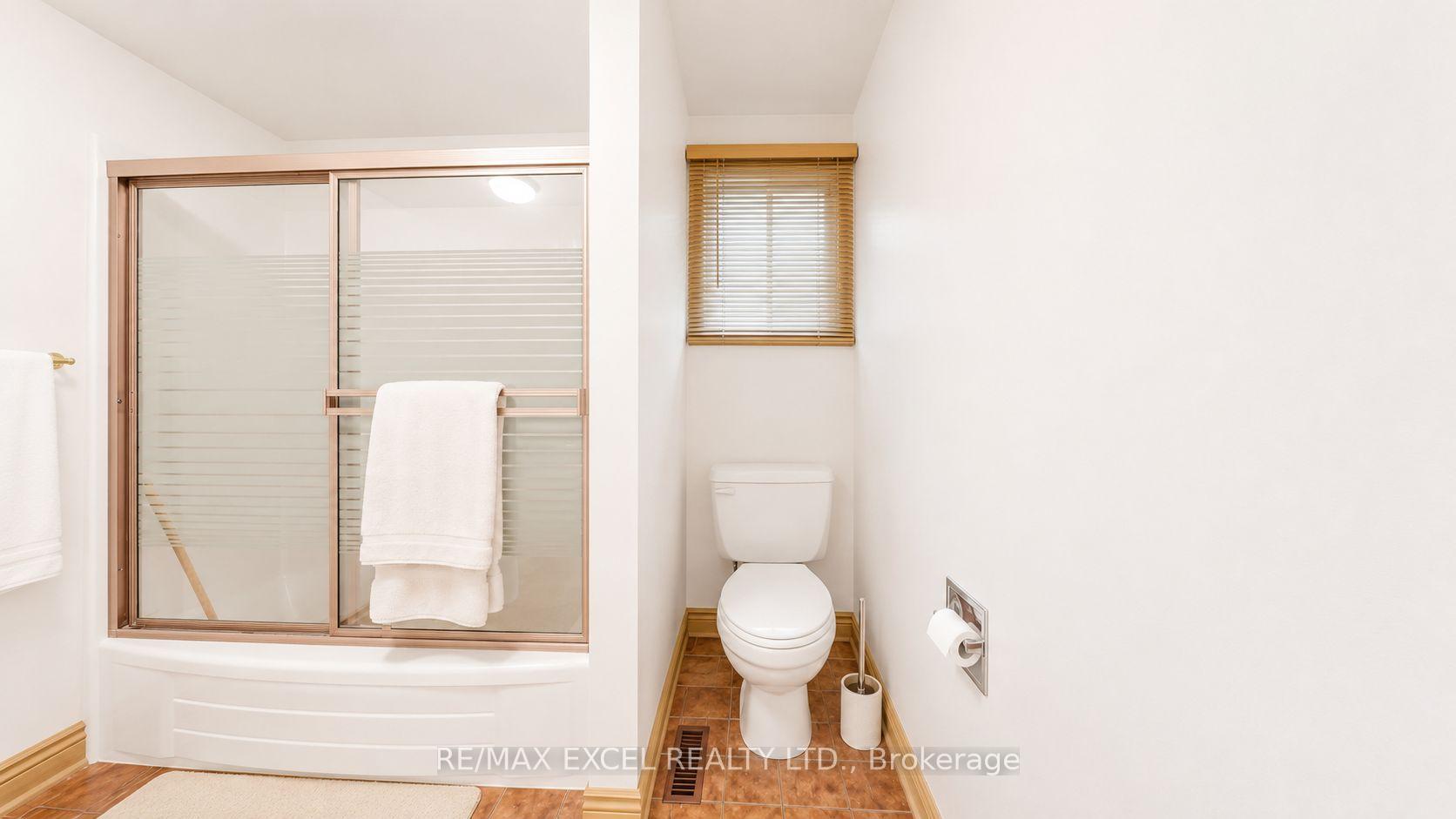 Photo 27 of 30 Lambert Road, Markham, Thornlea — HOMEH
