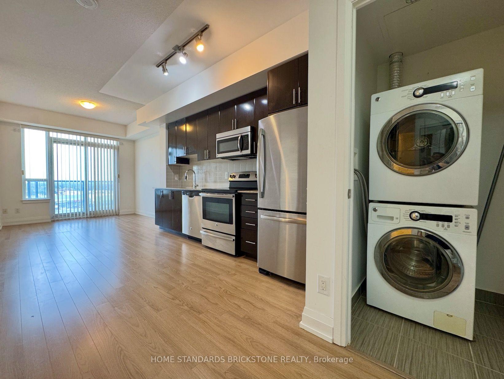 Photo 10 of Unit 520, 7161 Yonge Street, Markham, Thornhill — HOMEH