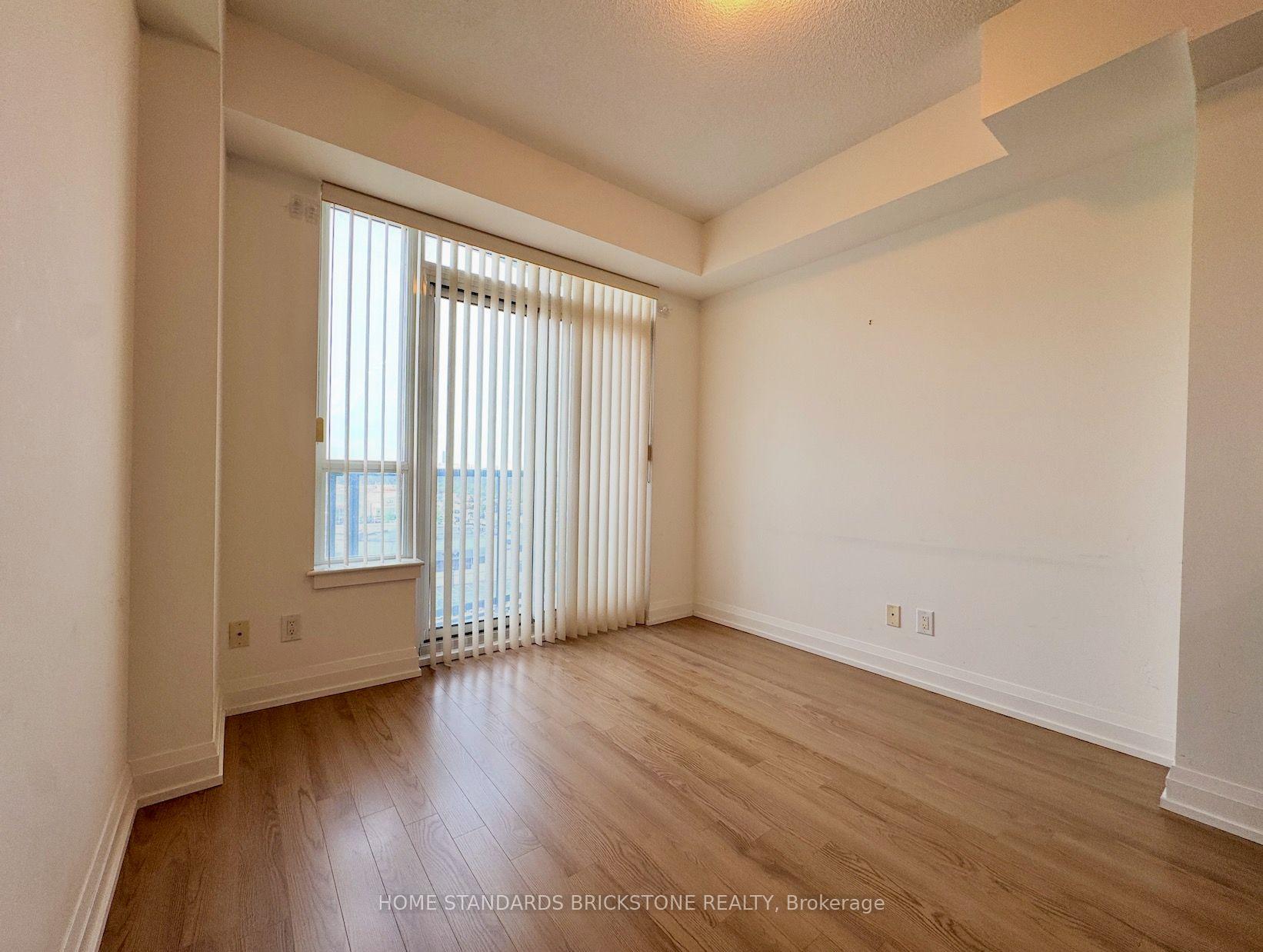 Photo 13 of Unit 520, 7161 Yonge Street, Markham, Thornhill — HOMEH