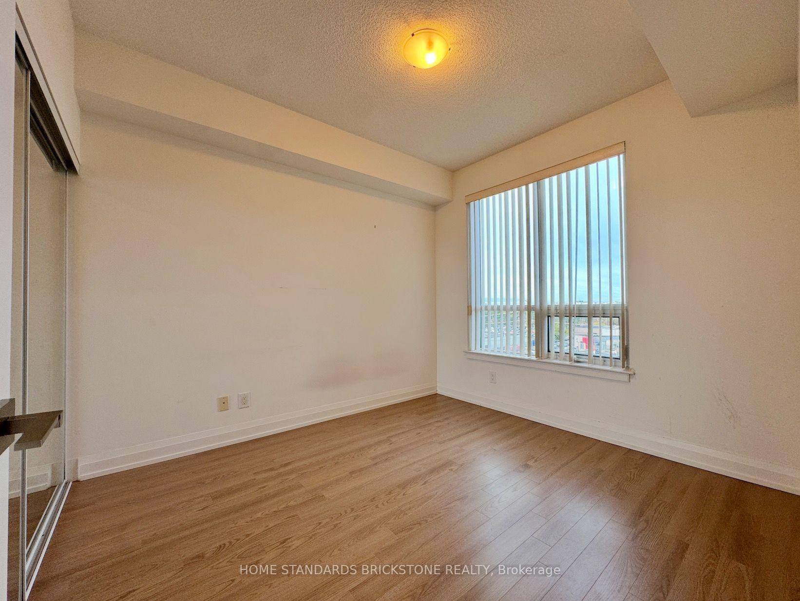 Photo 14 of Unit 520, 7161 Yonge Street, Markham, Thornhill — HOMEH