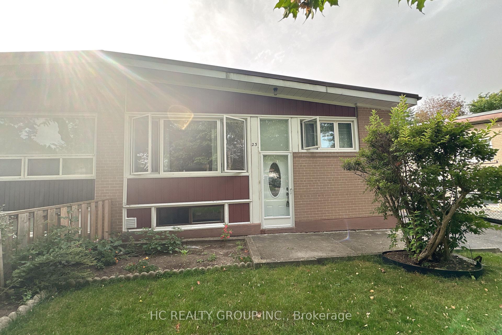 Photo 1 of Unit Basement, 23 Pynford Crescent, North York, Parkwoods-Donalda — HOMEH