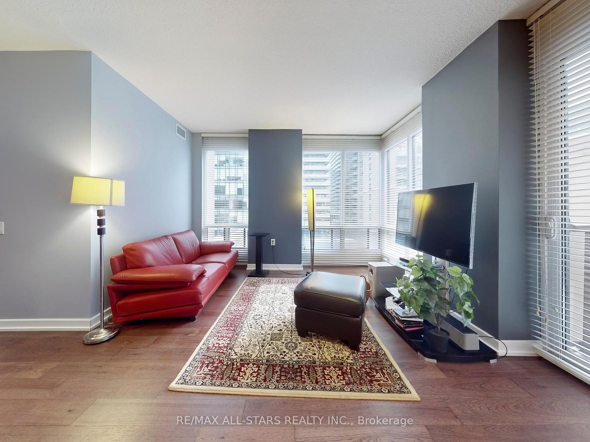 Photo 9 of Unit 611, 85 Bloor Street E, Toronto, Church-Yonge Corridor — HOMEH