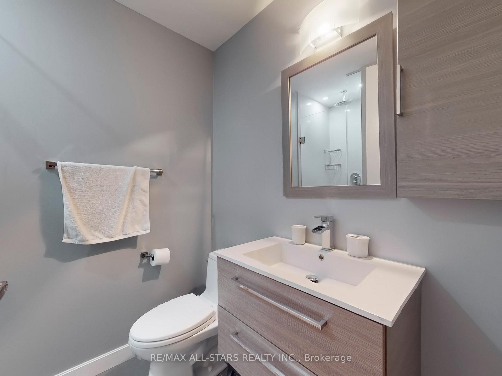 Photo 16 of Unit 611, 85 Bloor Street E, Toronto, Church-Yonge Corridor — HOMEH